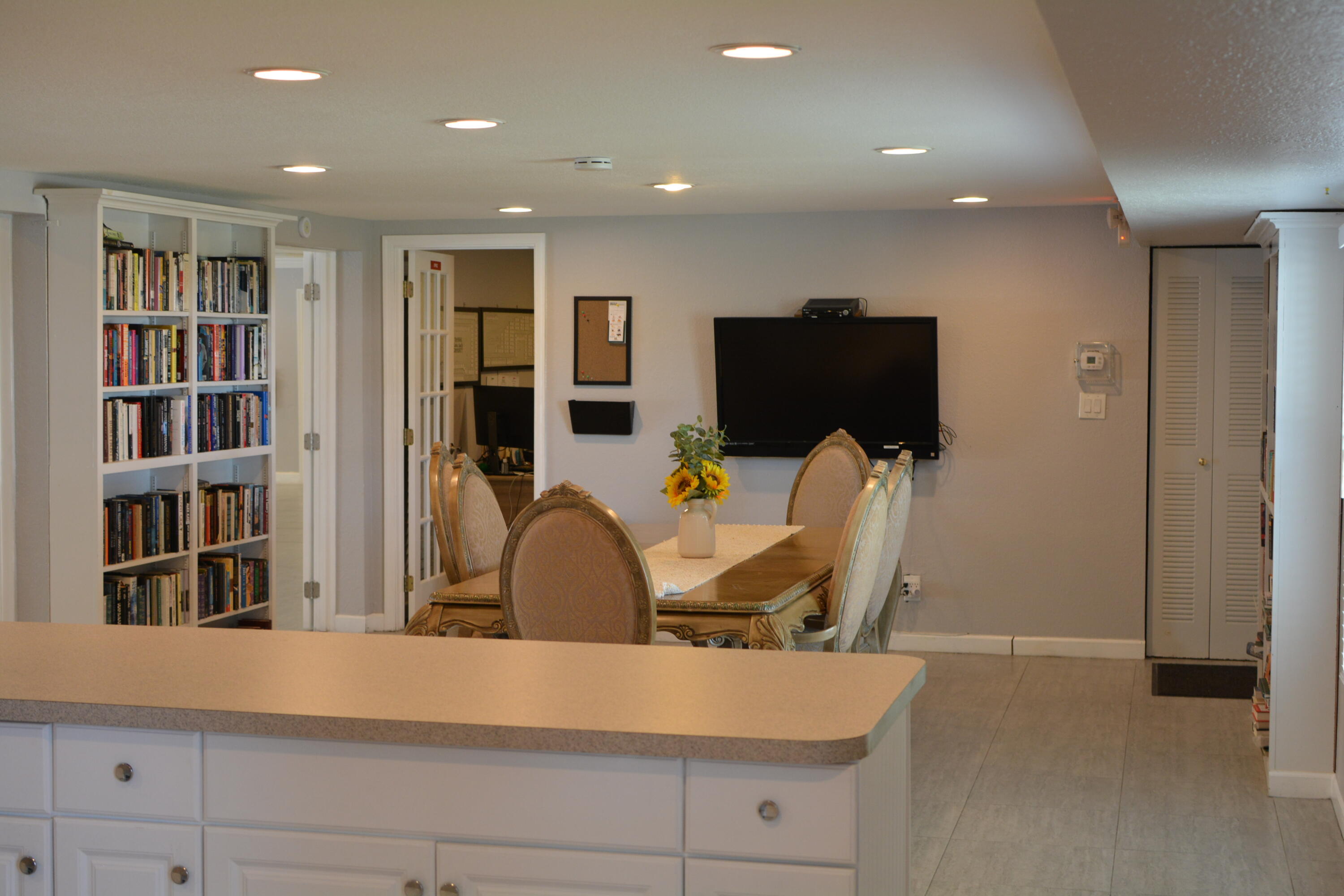 TAMARAC LAKES SOUTH - Residential Lease