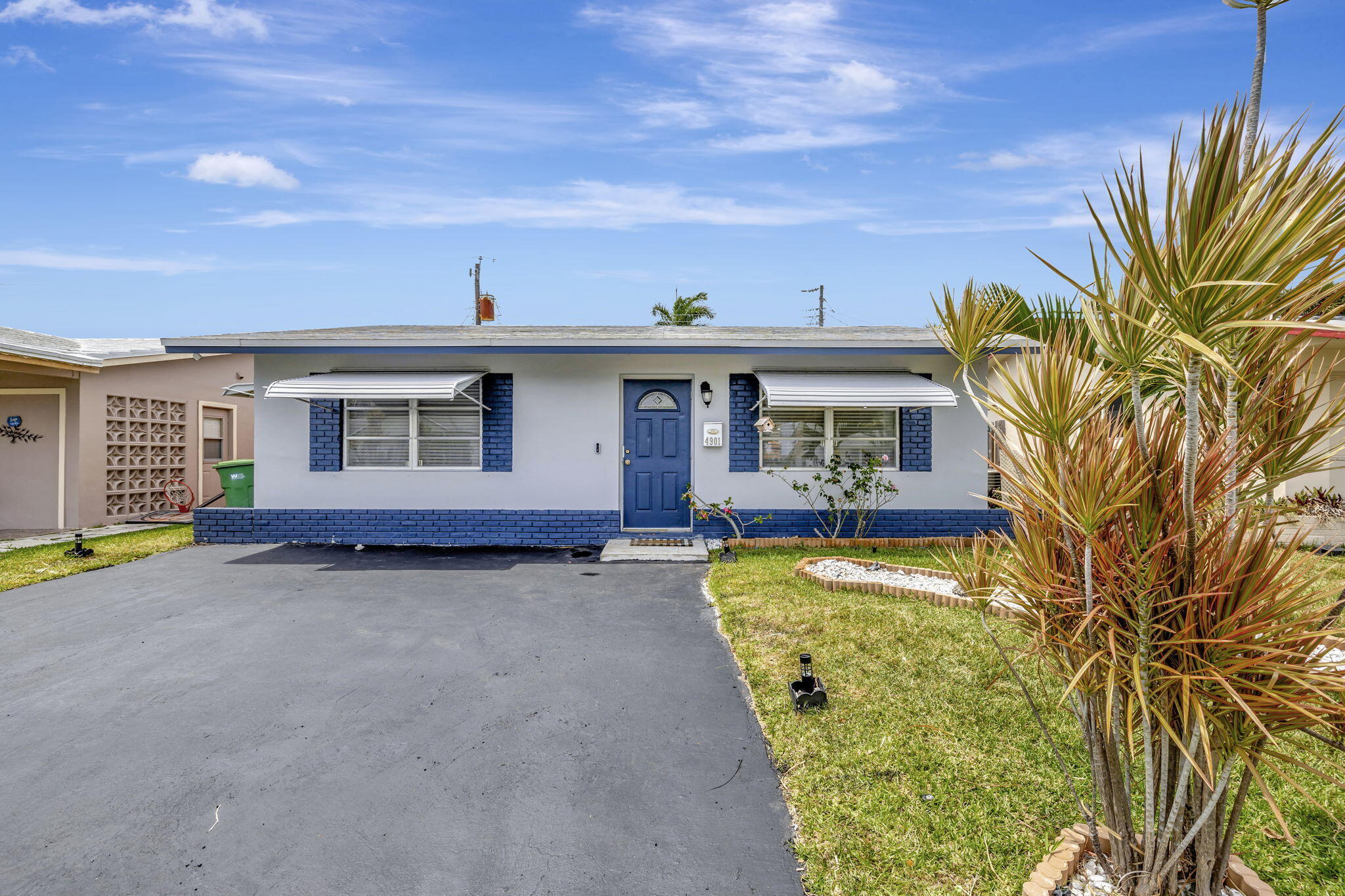 TAMARAC LAKES SOUTH - Residential Lease