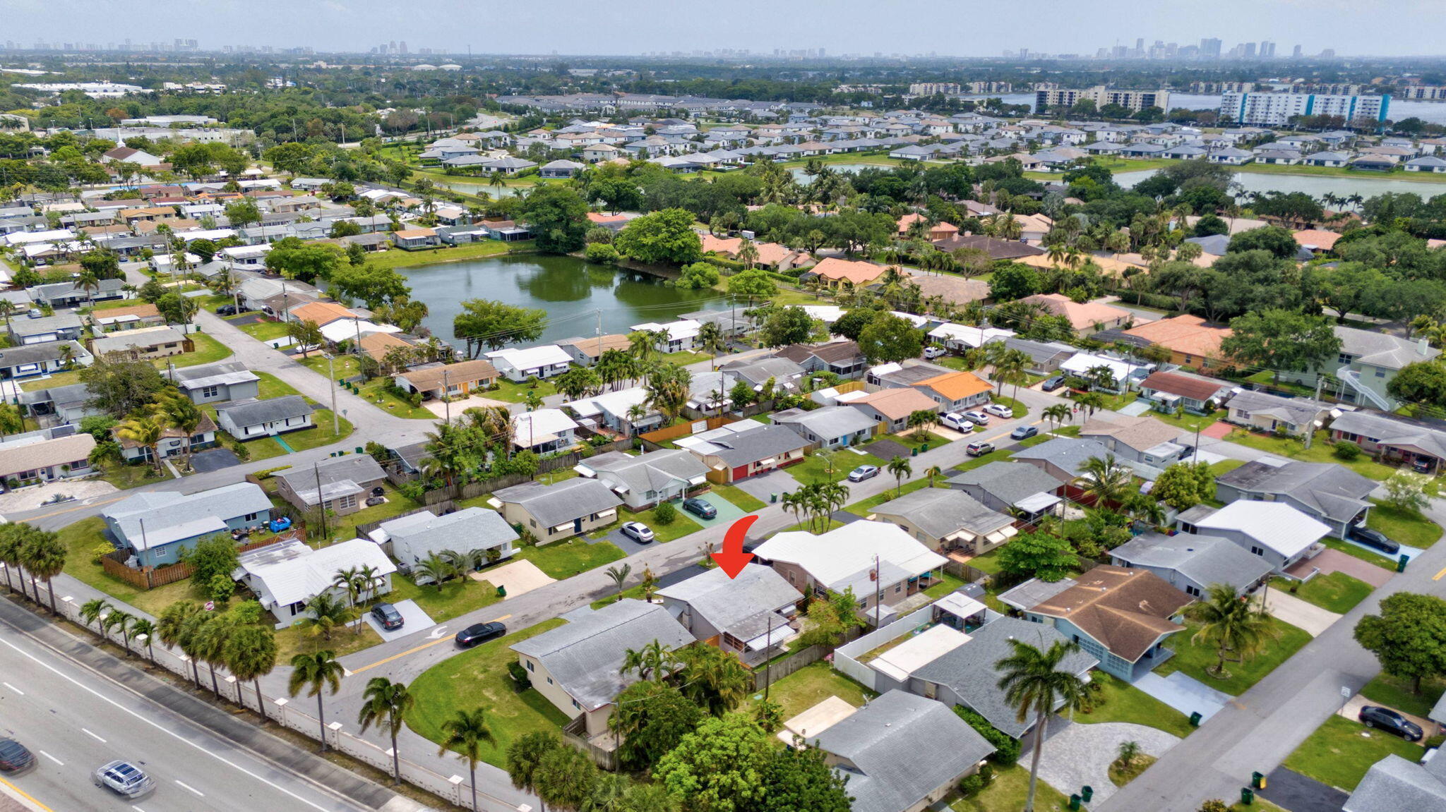 TAMARAC LAKES SOUTH - Residential Lease
