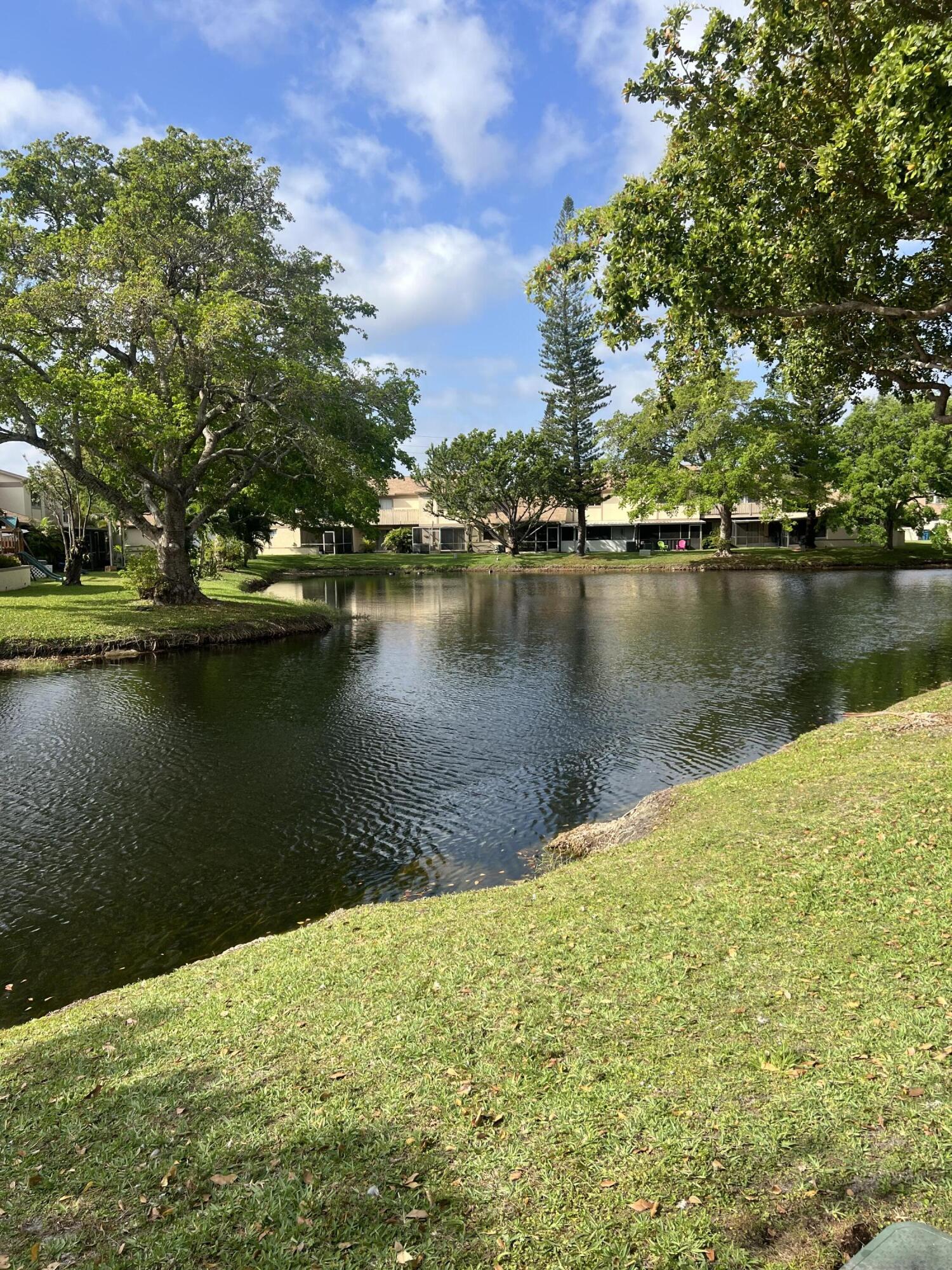 NORTH LAKE TOWNHOMES CONDO 2 - Residential Lease