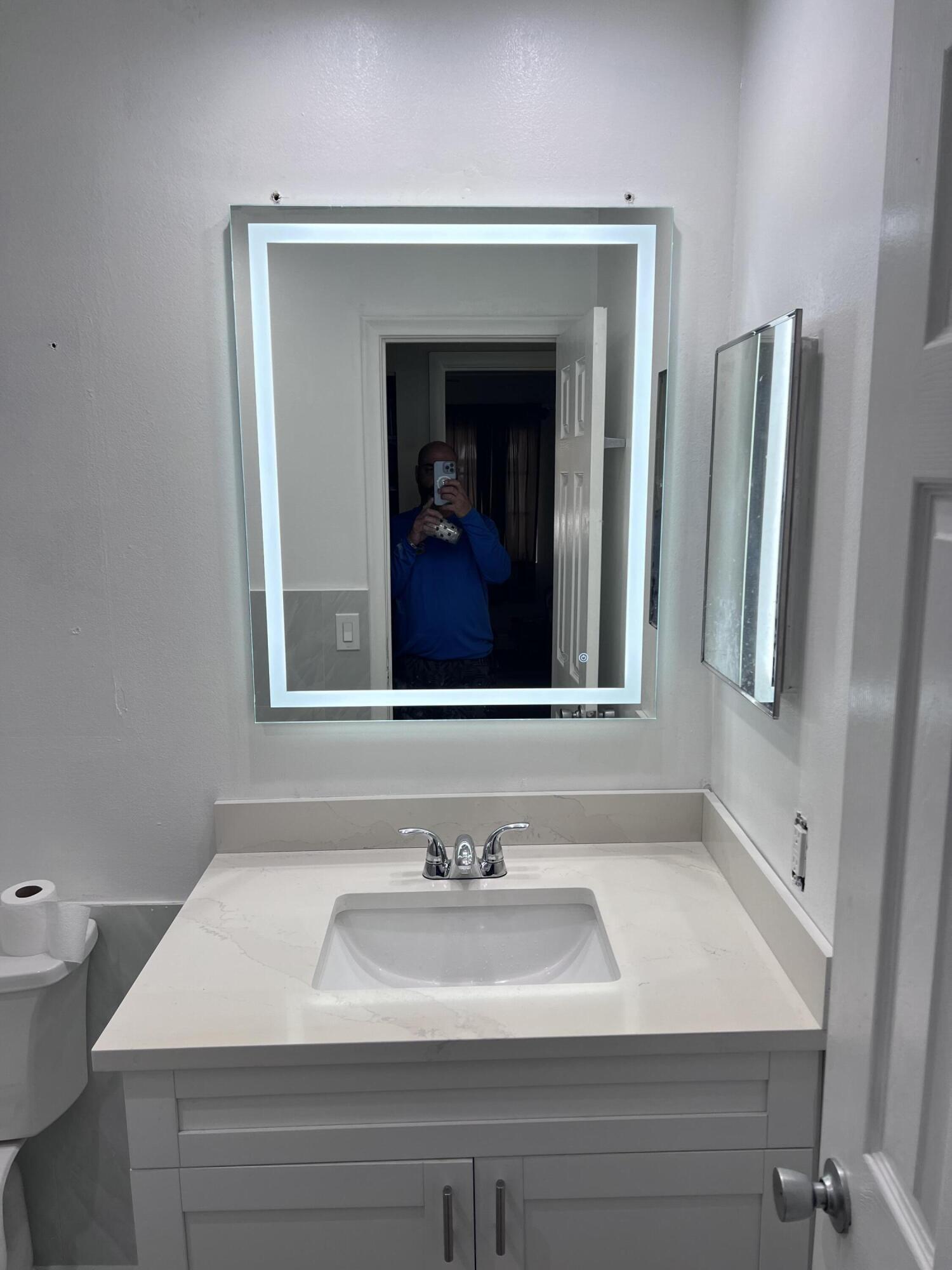 NORTH LAKE TOWNHOMES CONDO 2 - Residential Lease