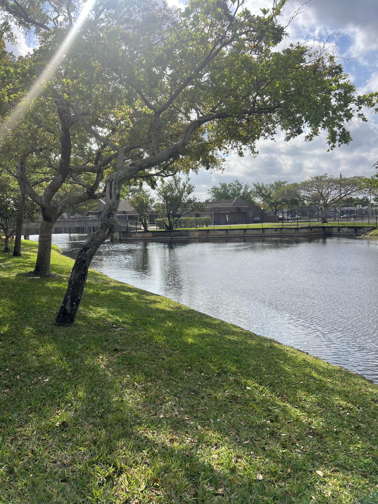 NORTH LAKE TOWNHOMES CONDO 2 - Residential Lease