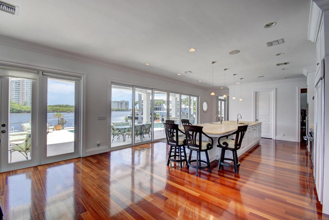 BOCA HARBOUR ISLAND SEC - Residential