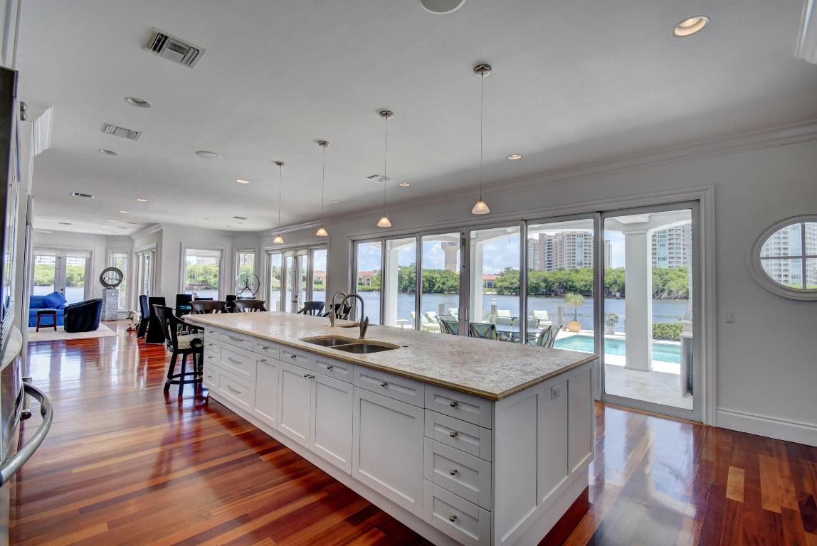 BOCA HARBOUR ISLAND SEC - Residential
