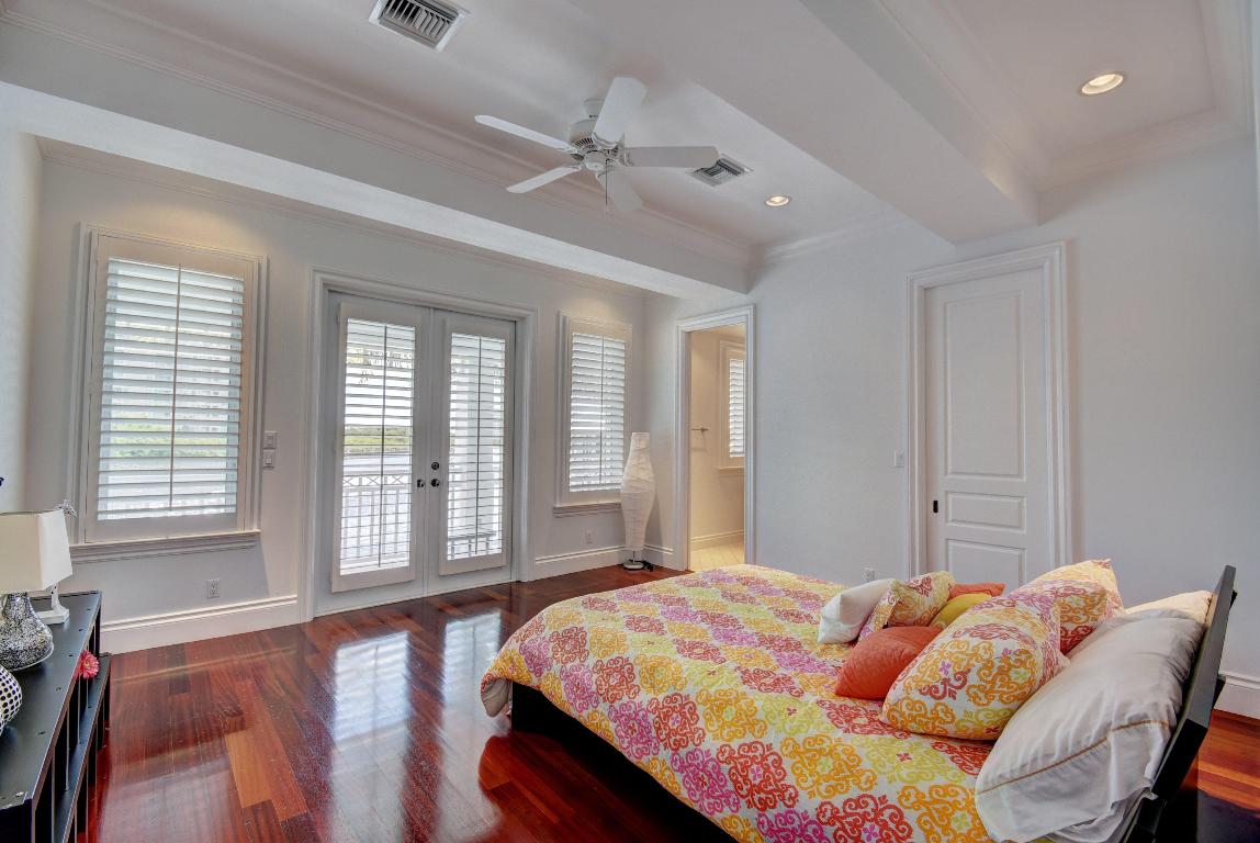 BOCA HARBOUR ISLAND SEC - Residential