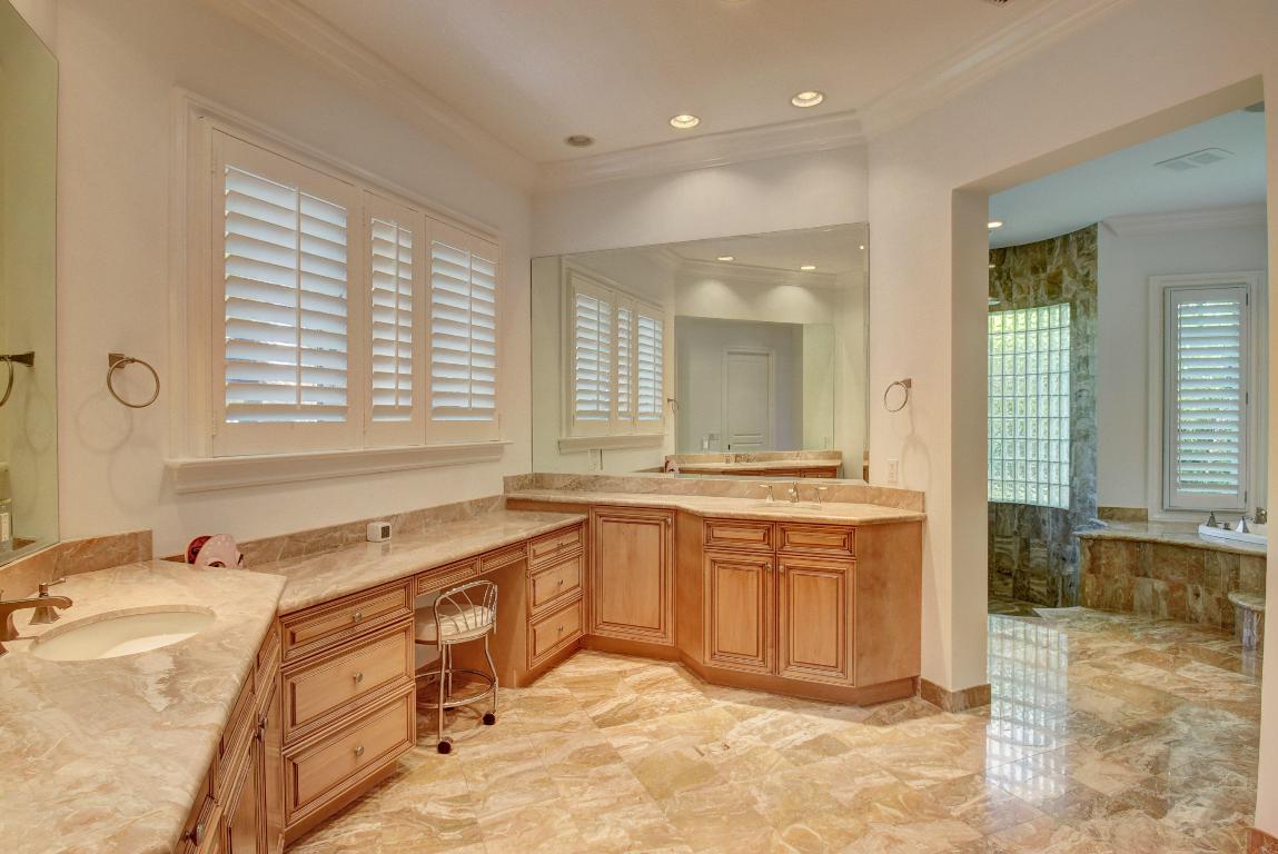 BOCA HARBOUR ISLAND SEC - Residential