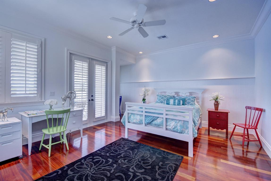 BOCA HARBOUR ISLAND SEC - Residential