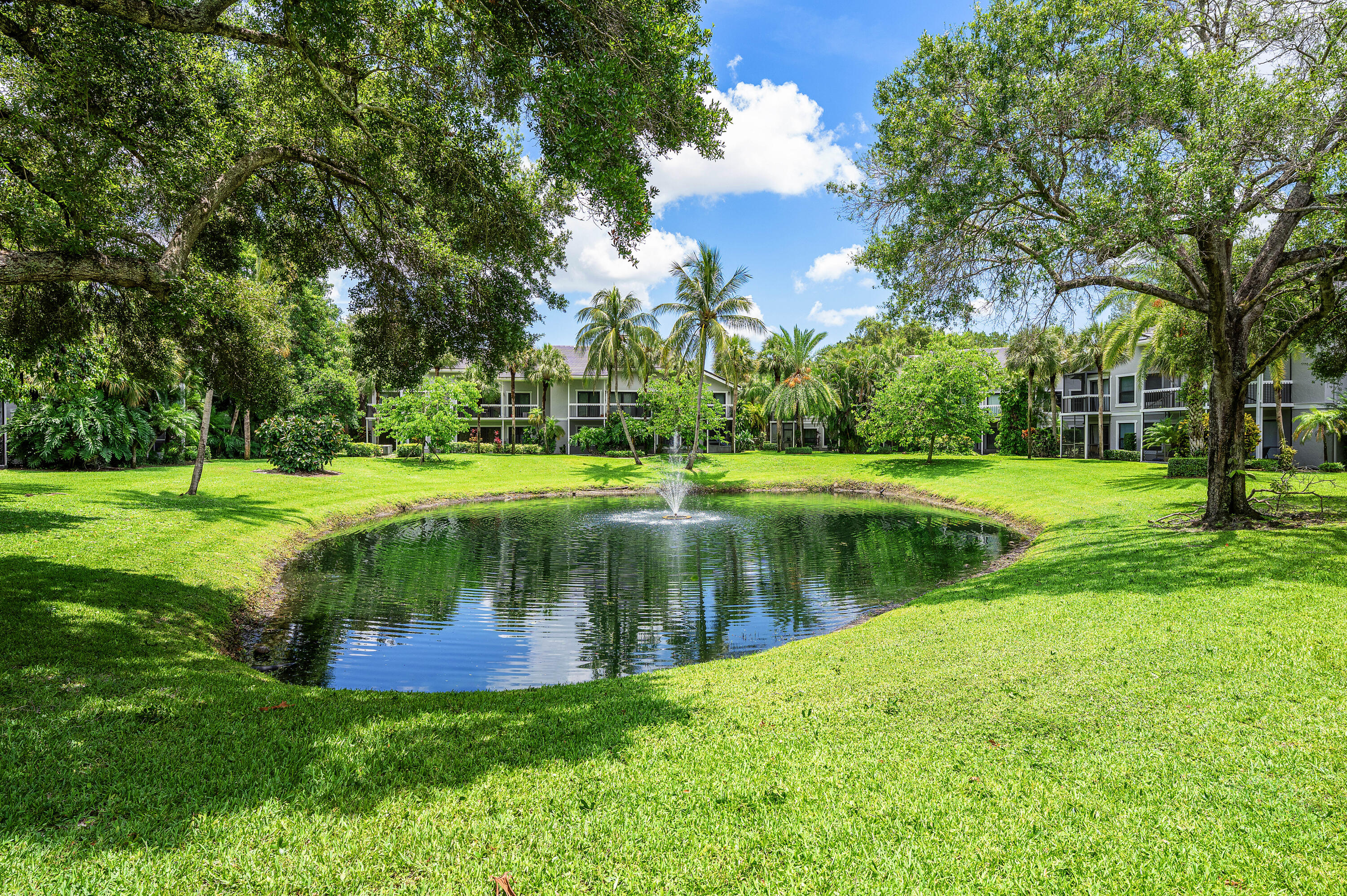 TENNIS LODGES 1 CONDO - Residential Lease