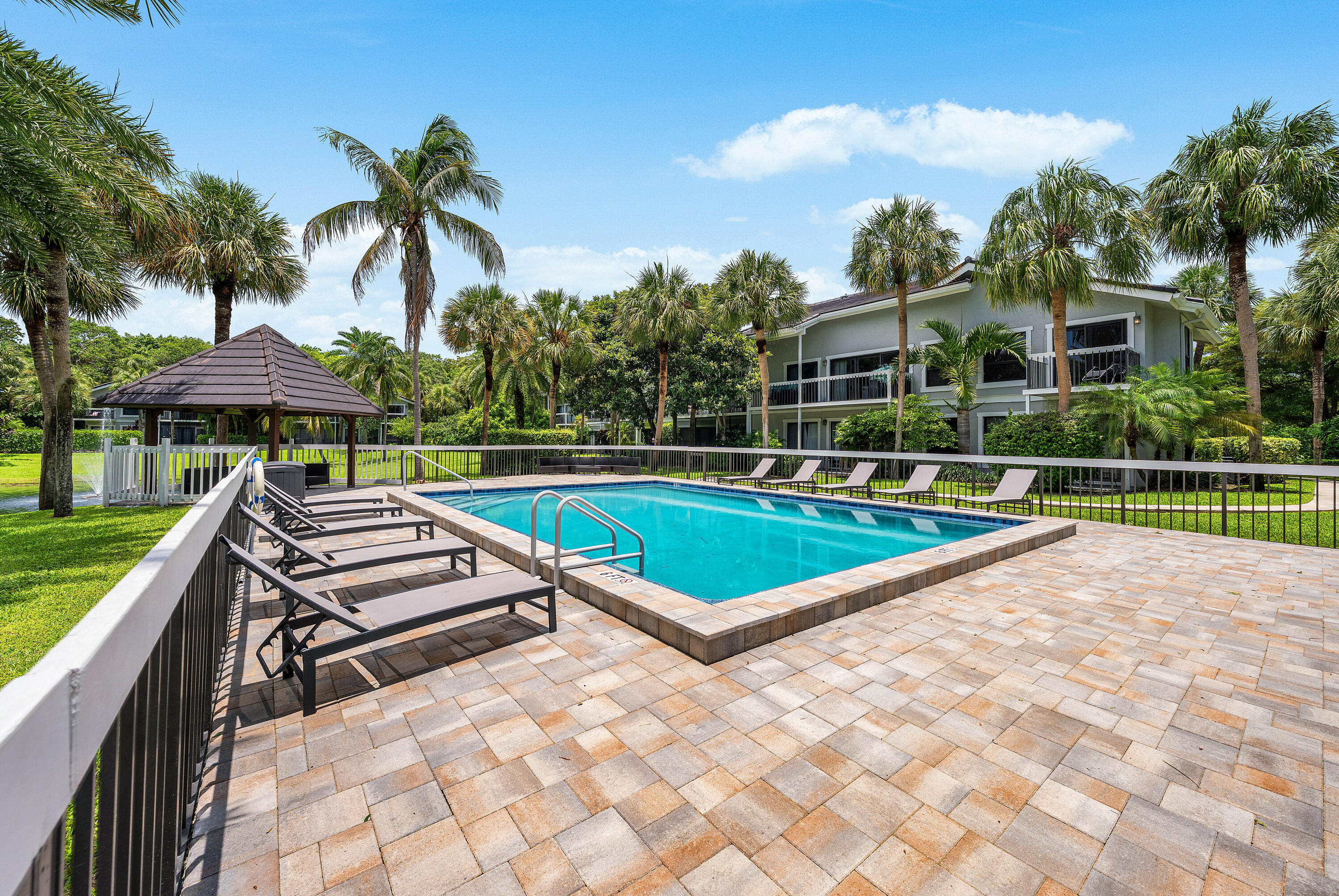 TENNIS LODGES 1 CONDO - Residential Lease