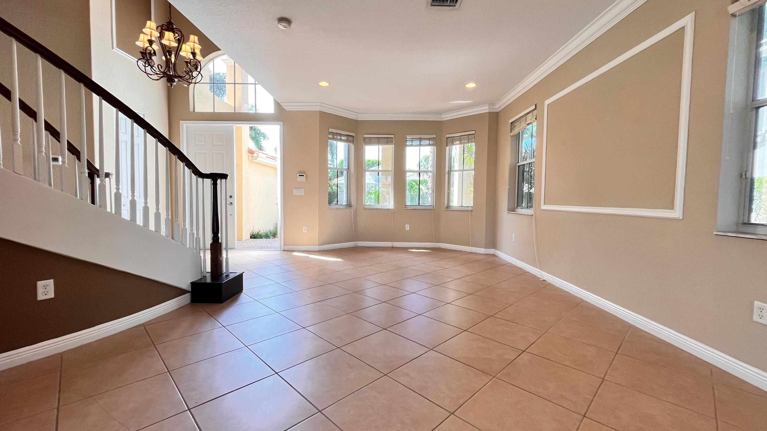 OLYMPIA 1 - Residential Lease