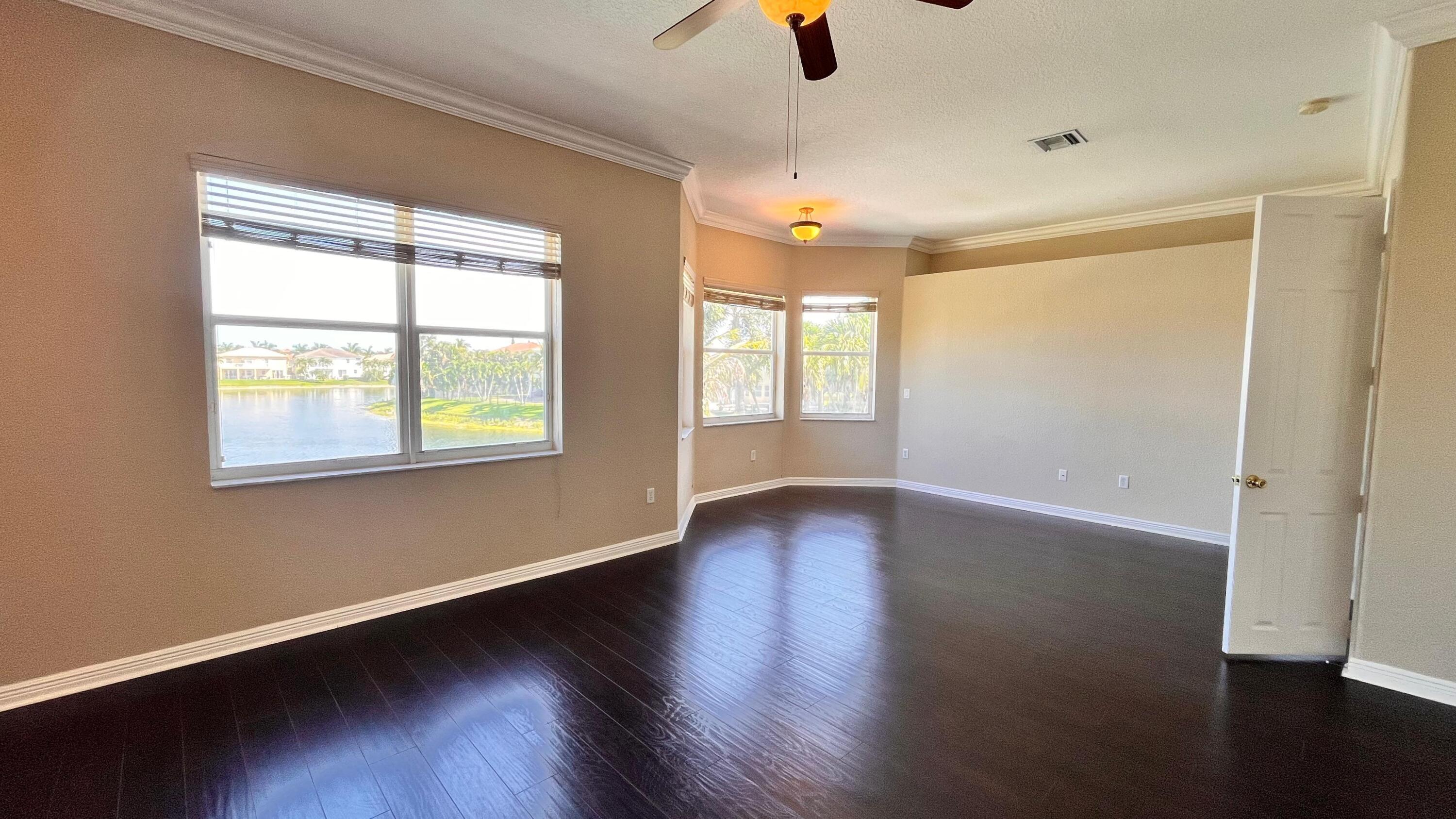 OLYMPIA 1 - Residential Lease