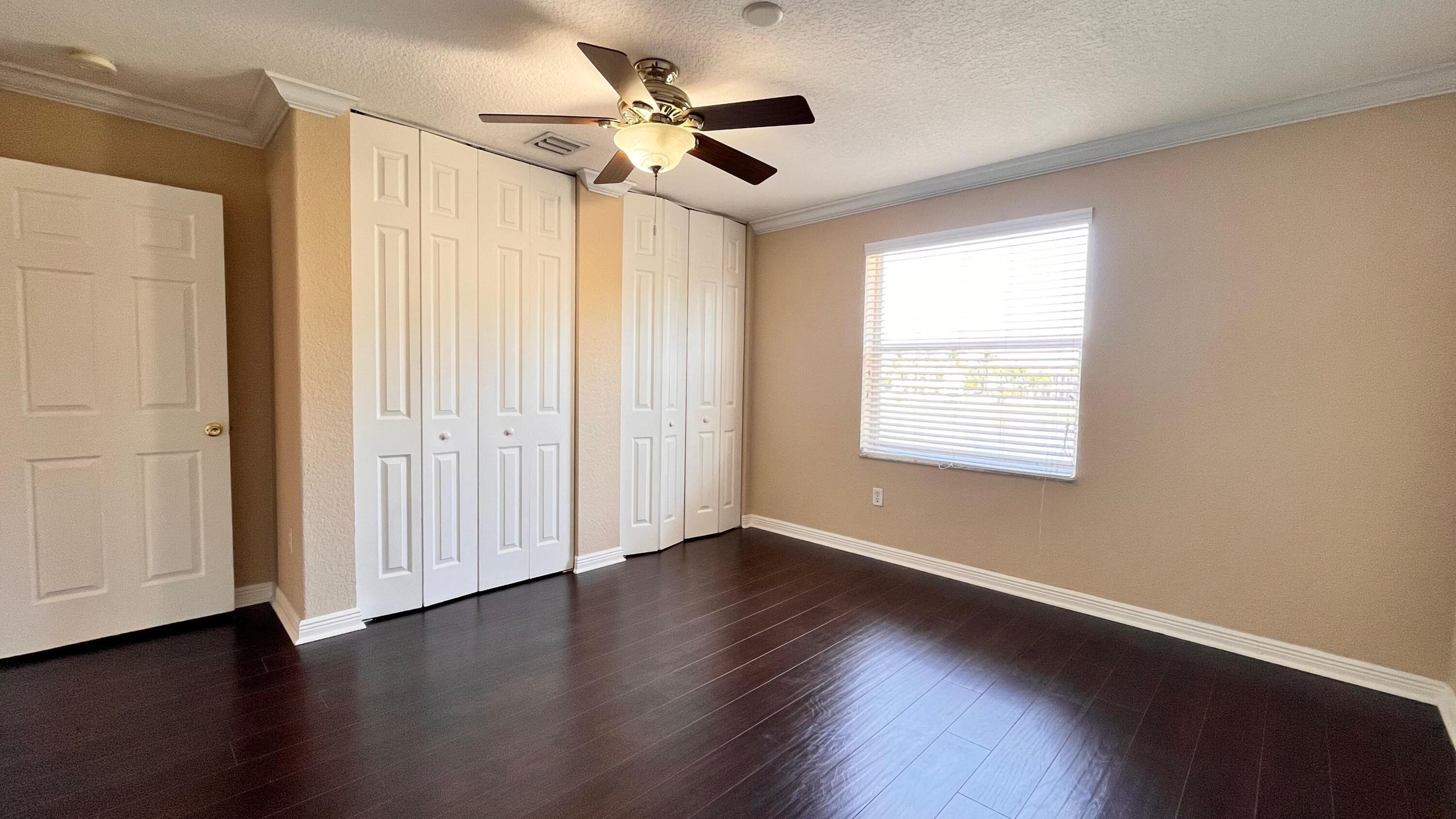 OLYMPIA 1 - Residential Lease