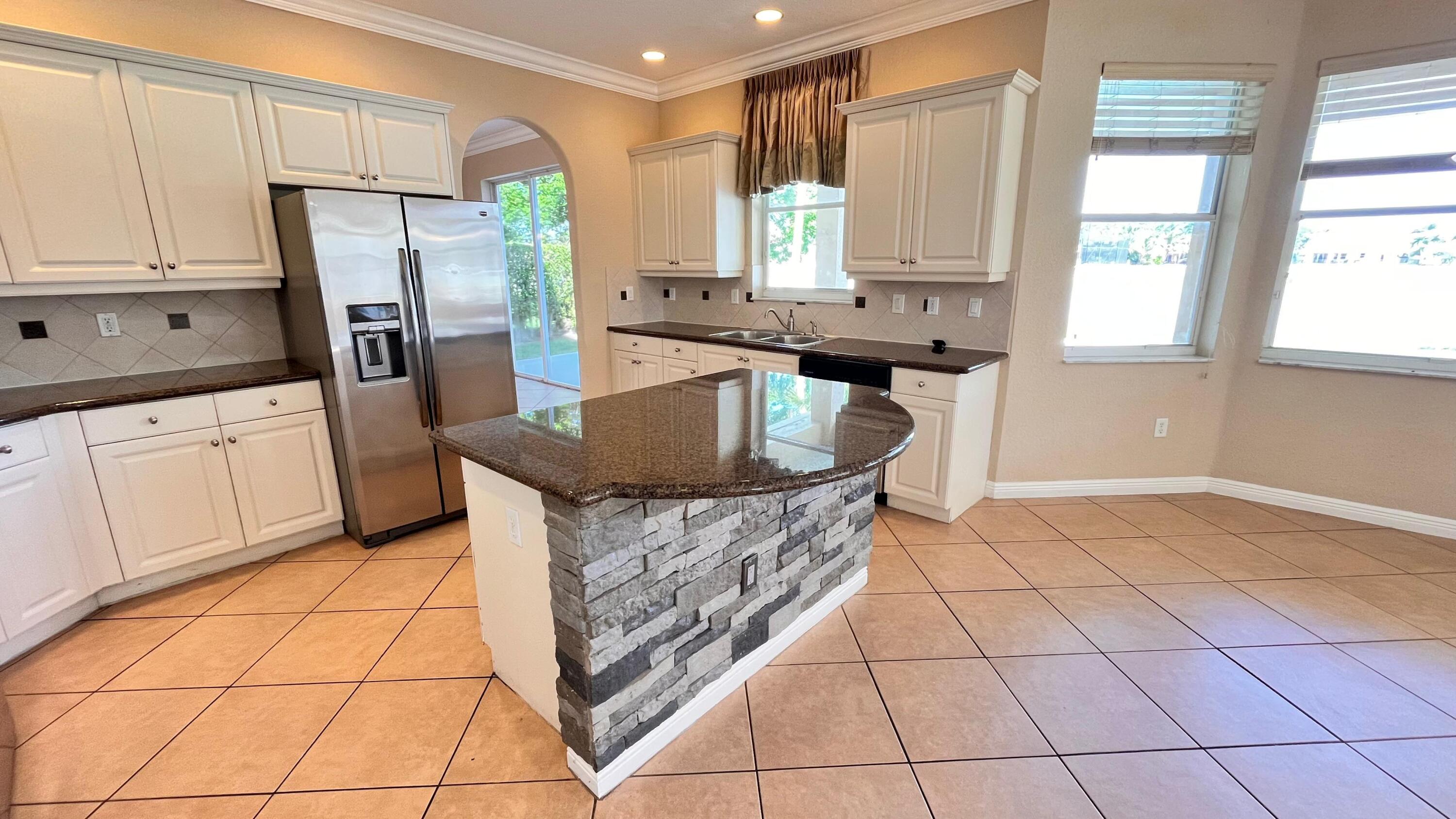 OLYMPIA 1 - Residential Lease