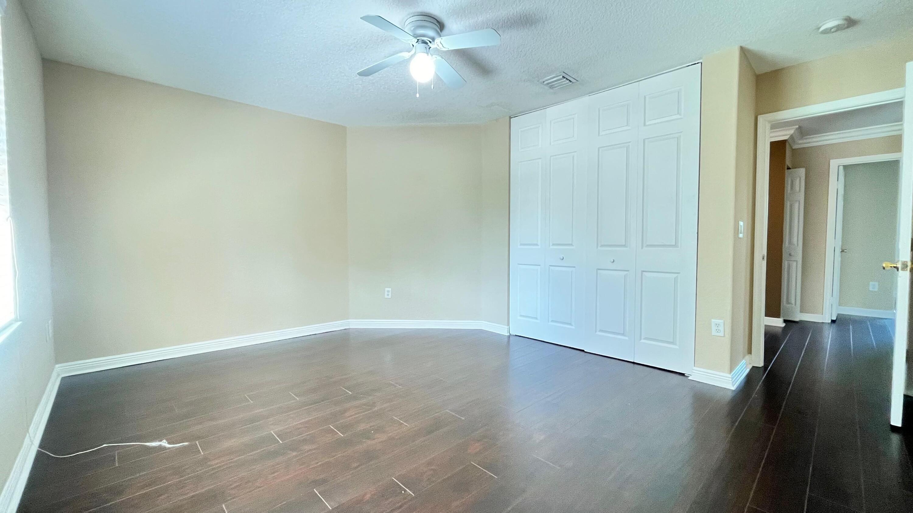 OLYMPIA 1 - Residential Lease