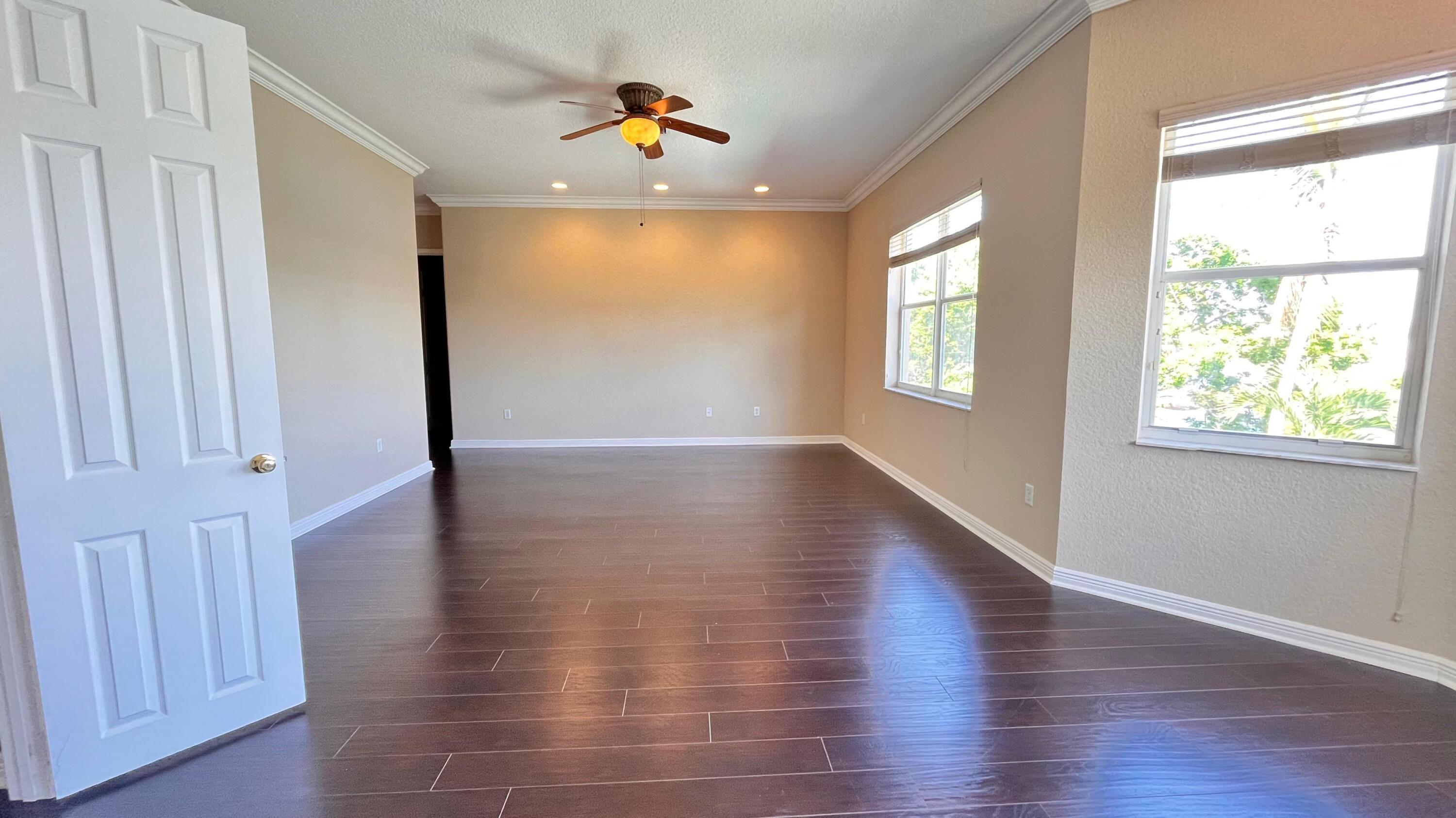 OLYMPIA 1 - Residential Lease