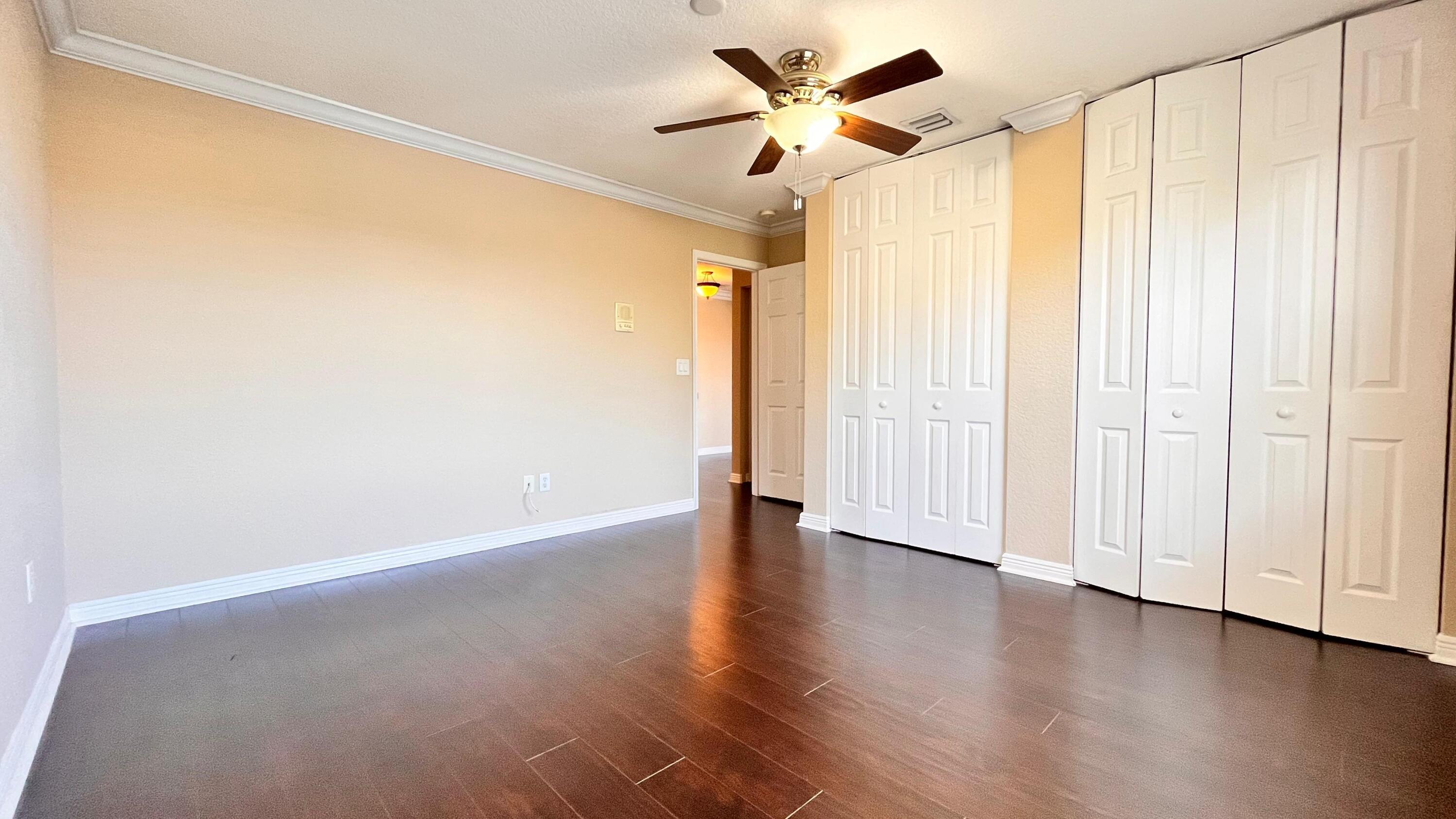 OLYMPIA 1 - Residential Lease