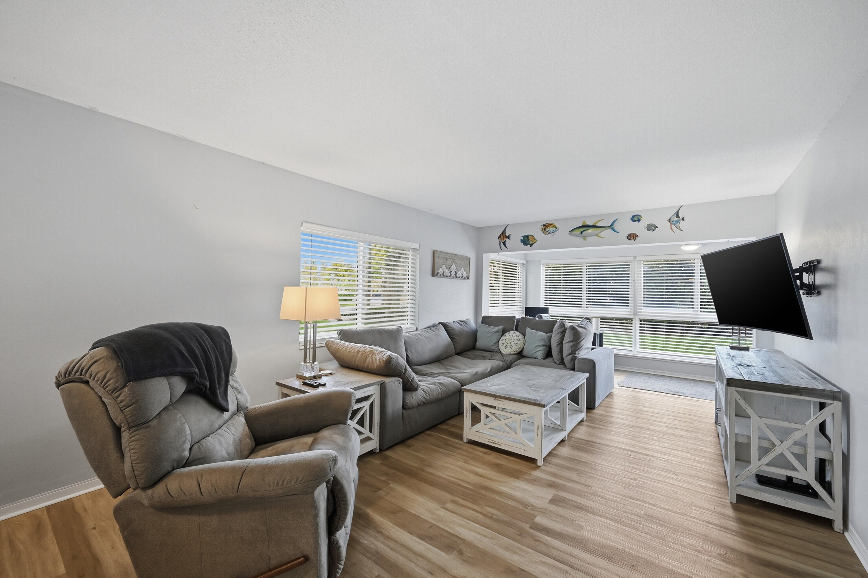 TROPIC HARBOR CONDO PART SEVEN - Residential
