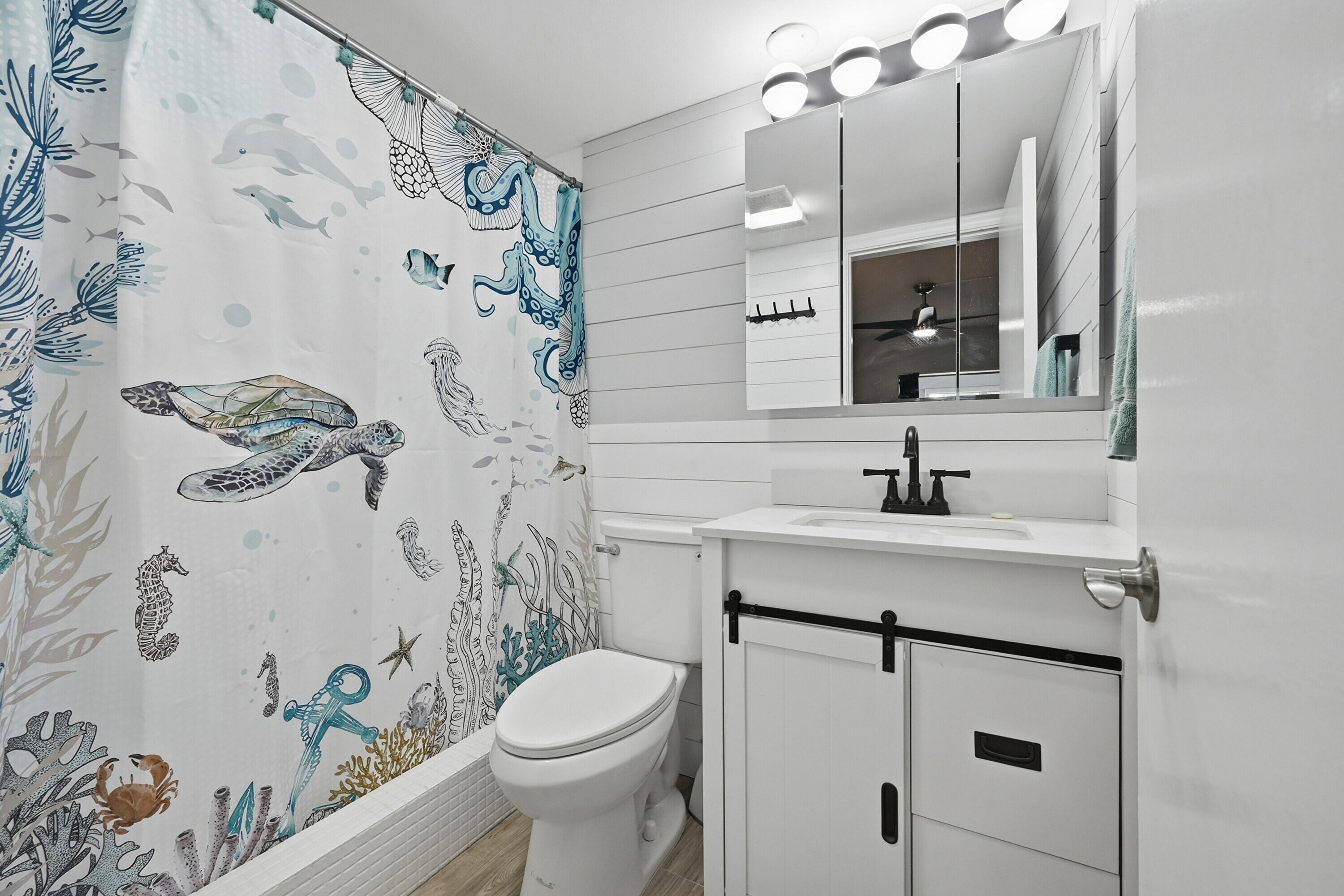 TROPIC HARBOR CONDO PART SEVEN - Residential