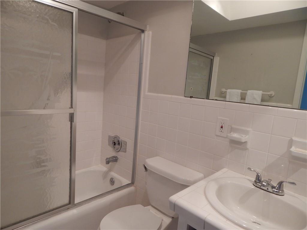 DURHAM APARTMENTS CONDO - Residential Lease