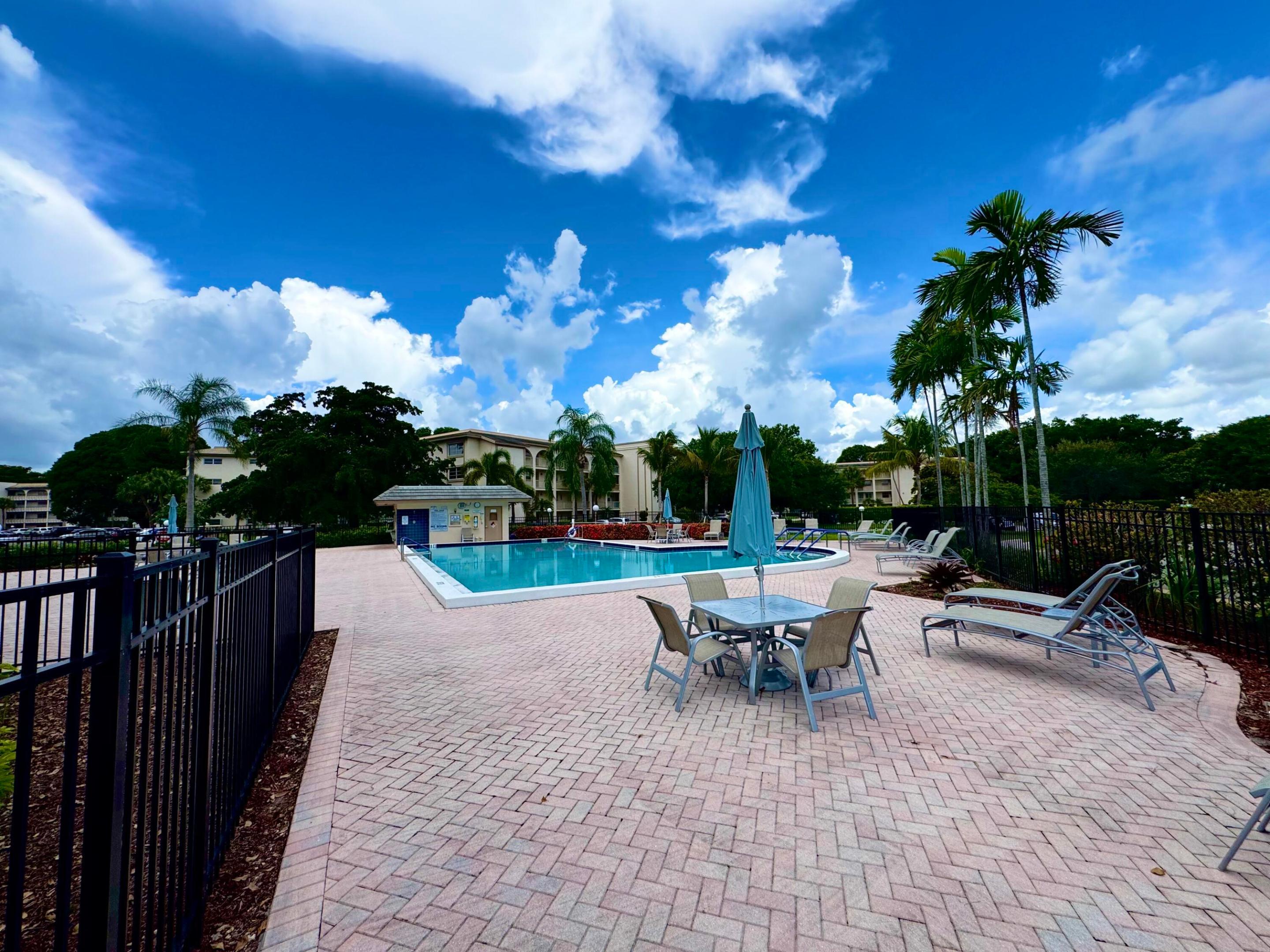 MARTINIQUE VILLAGE II D CONDO - Residential