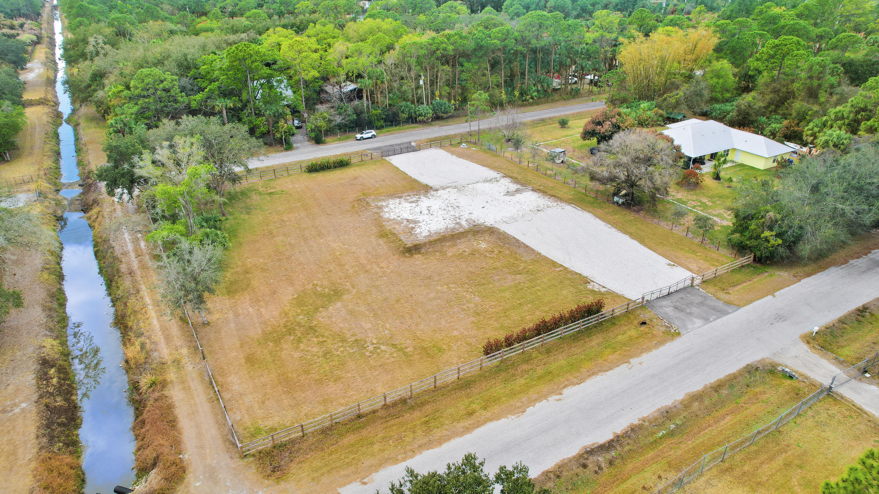 THE ACREAGE - Land