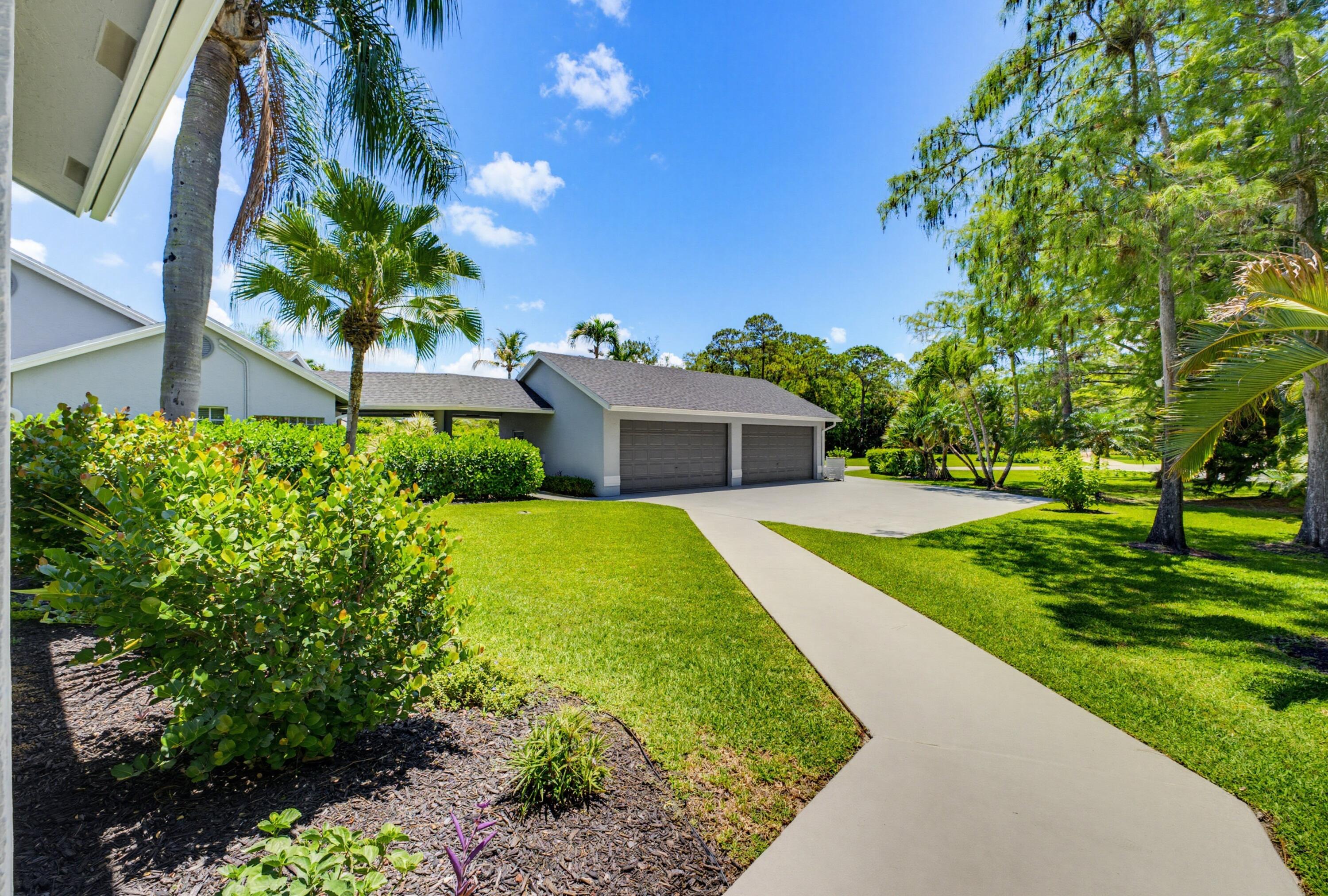 PADDOCK PARK - Residential