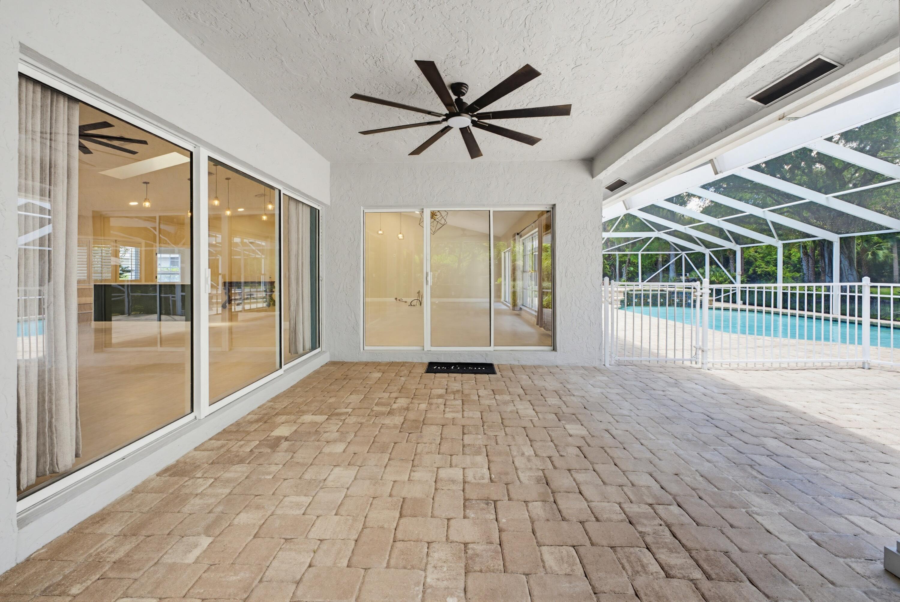 PADDOCK PARK - Residential