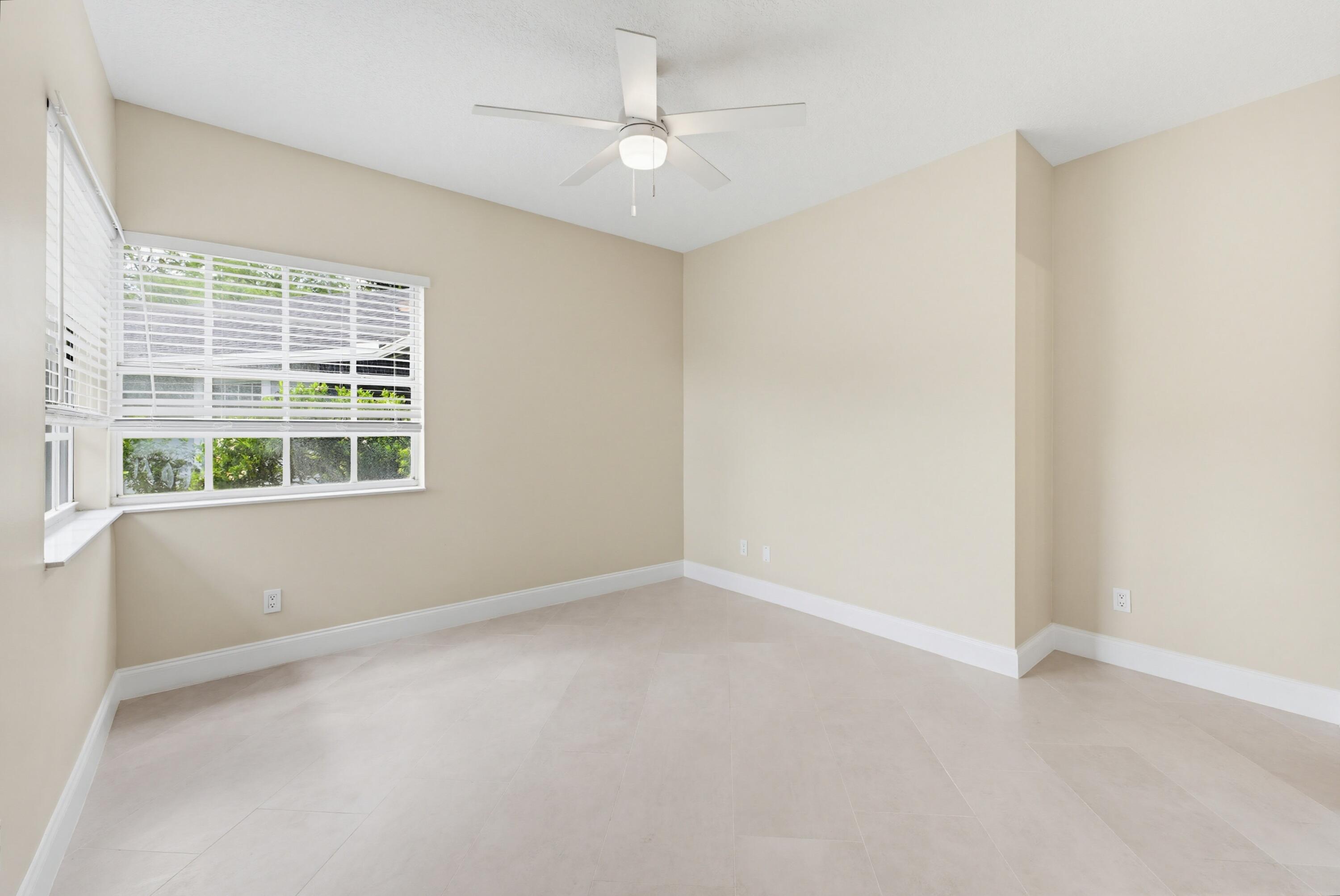 PADDOCK PARK - Residential