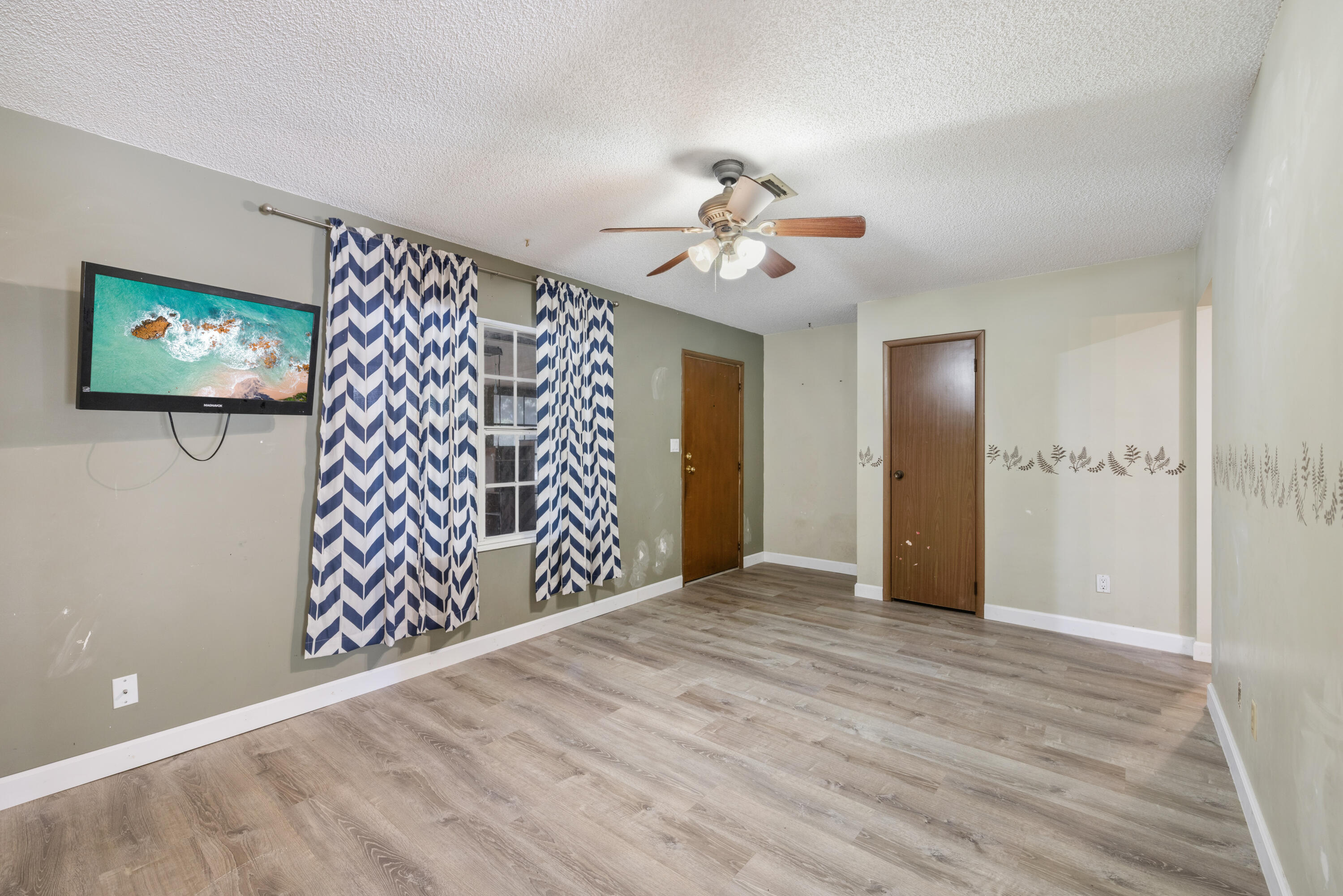 LAKEWOOD PARK - Residential