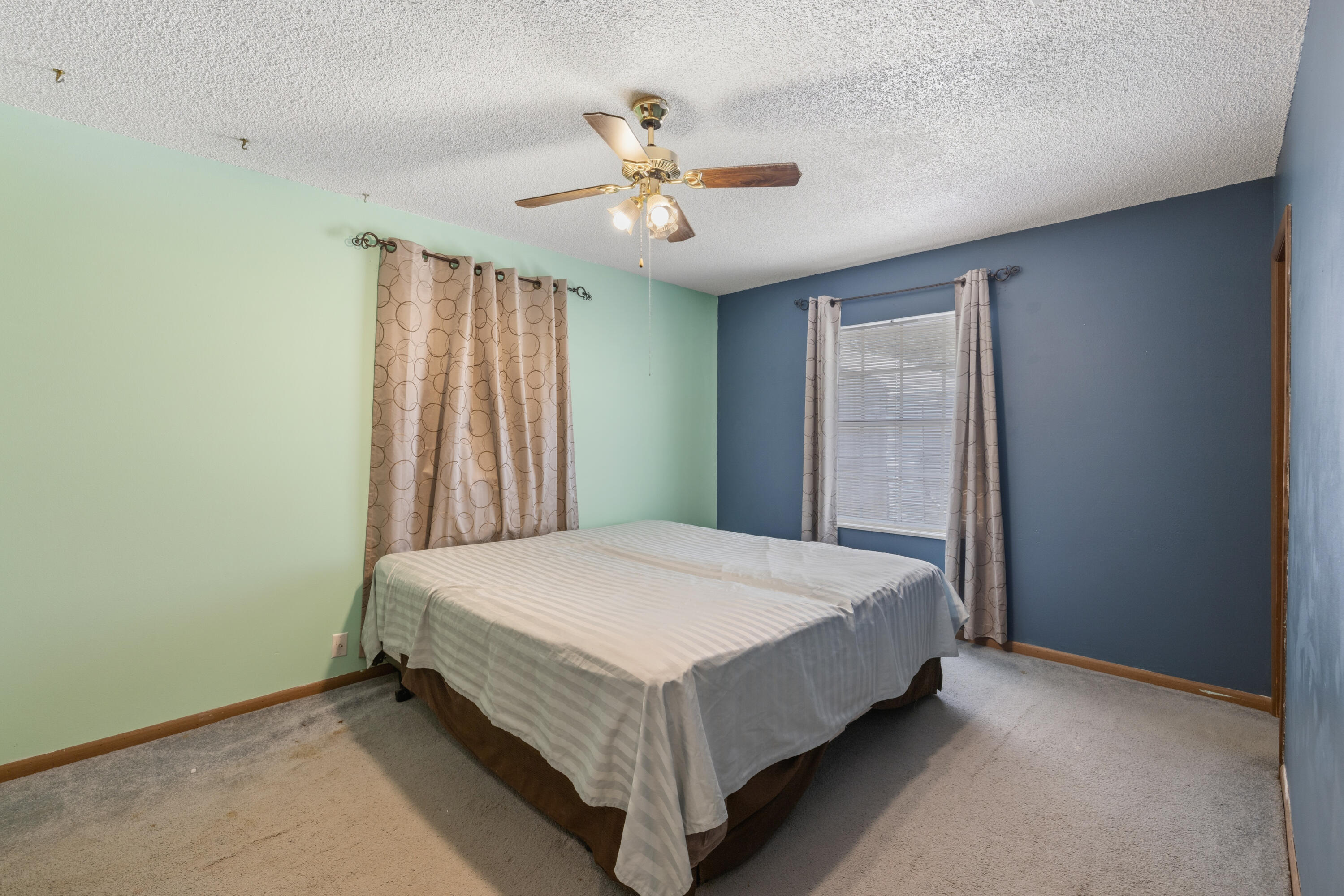 LAKEWOOD PARK - Residential