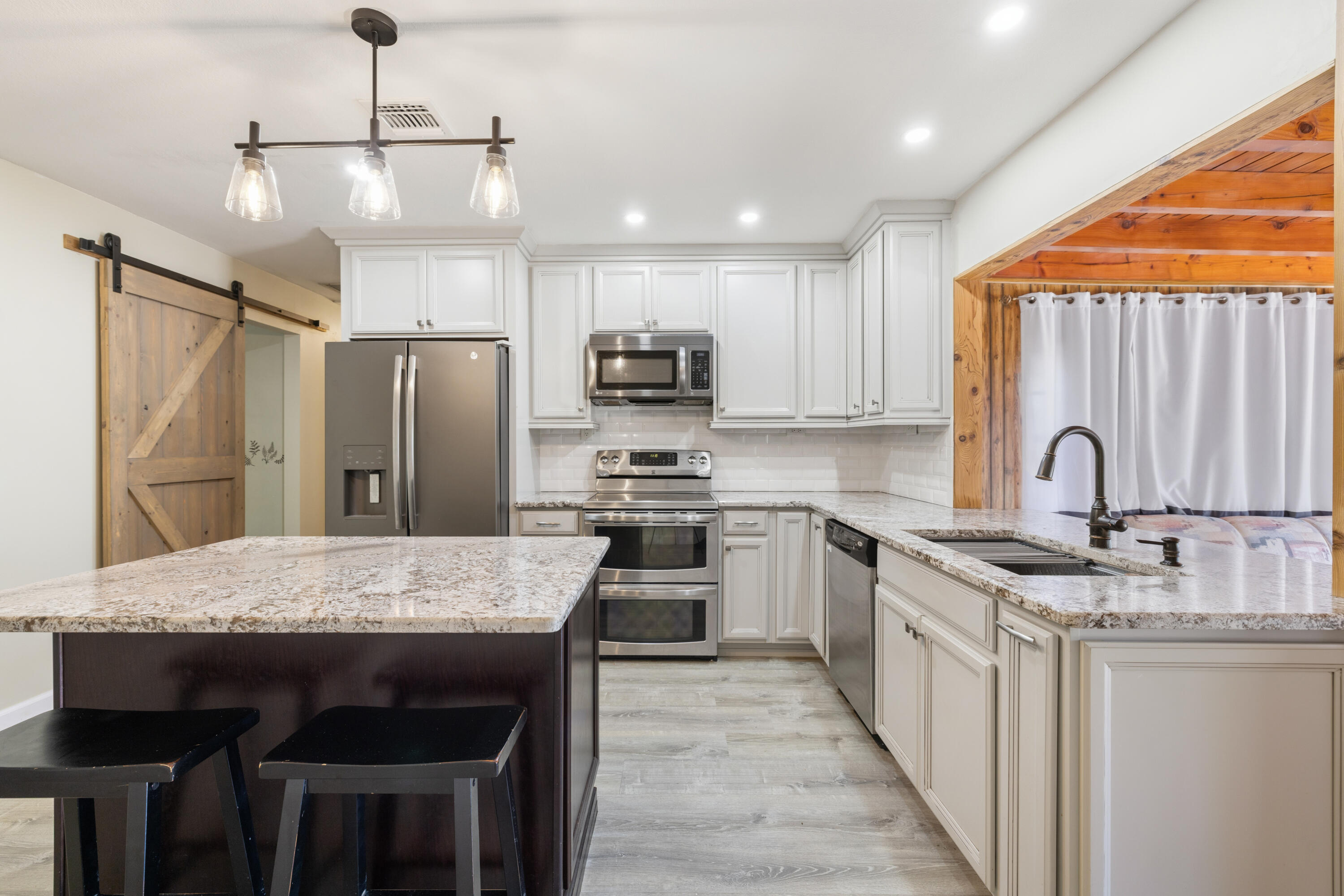 LAKEWOOD PARK - Residential