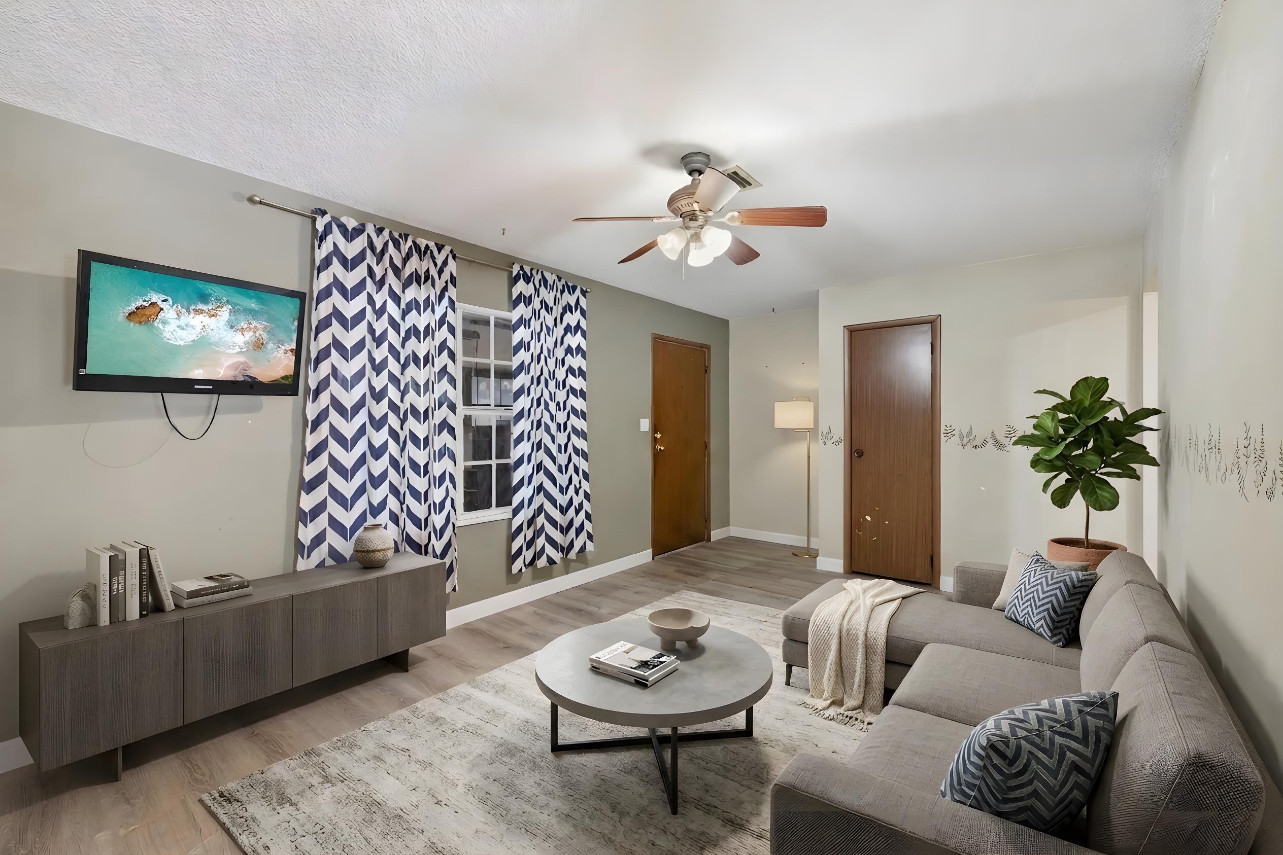 LAKEWOOD PARK - Residential