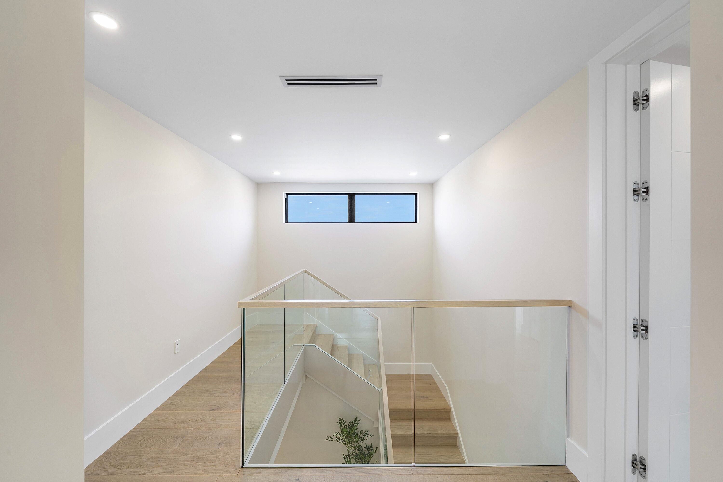 BOCA HARBOUR 3RD SEC - Residential