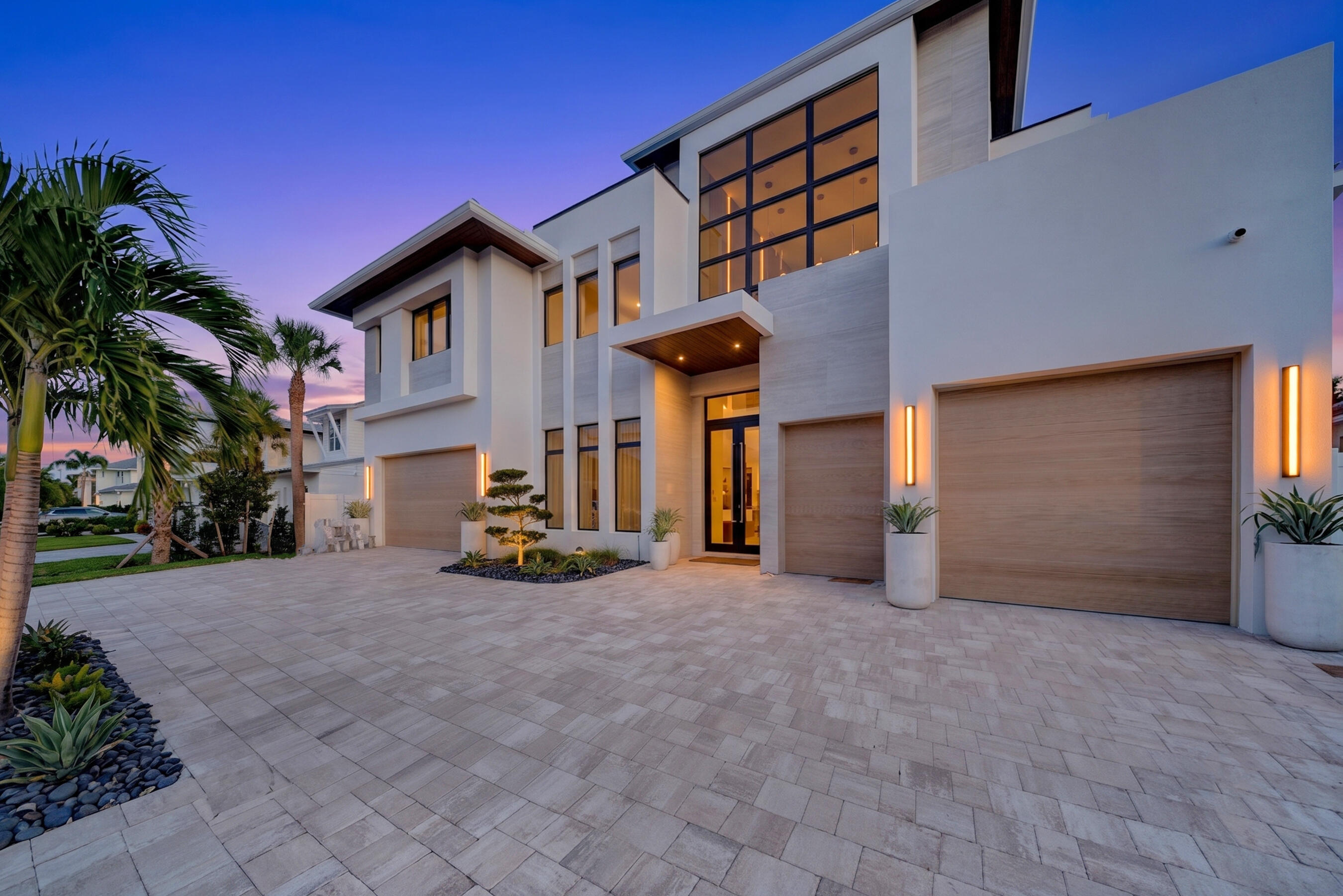 BOCA HARBOUR 3RD SEC - Residential