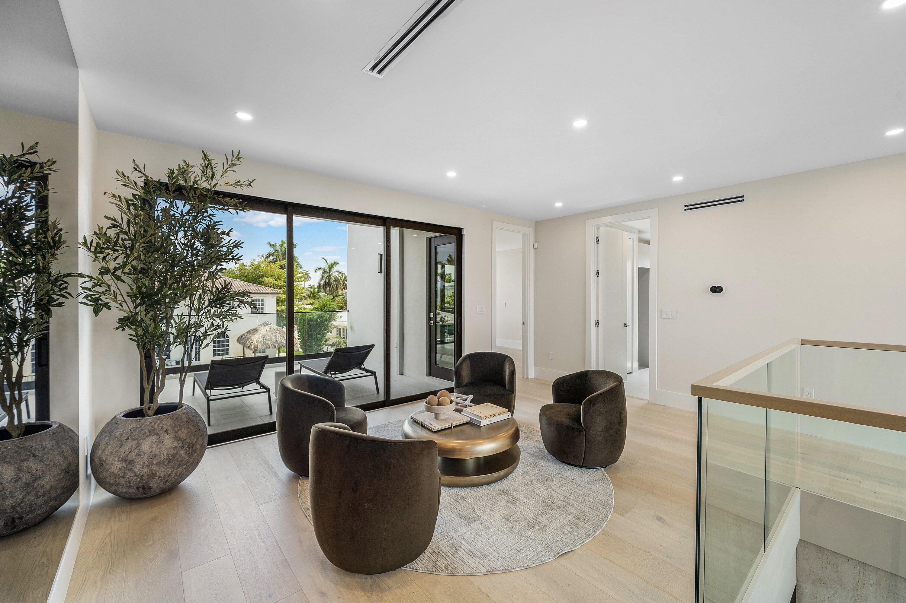 BOCA HARBOUR 3RD SEC - Residential