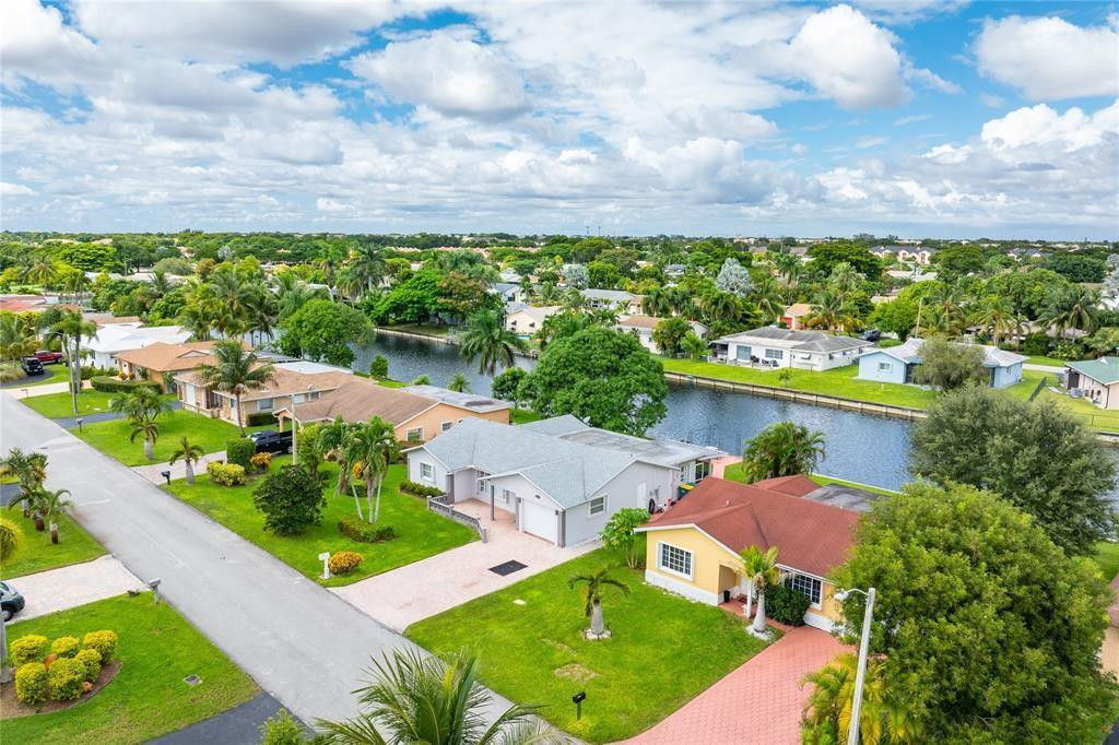 Westwood Commy 4 77-45 B - Residential