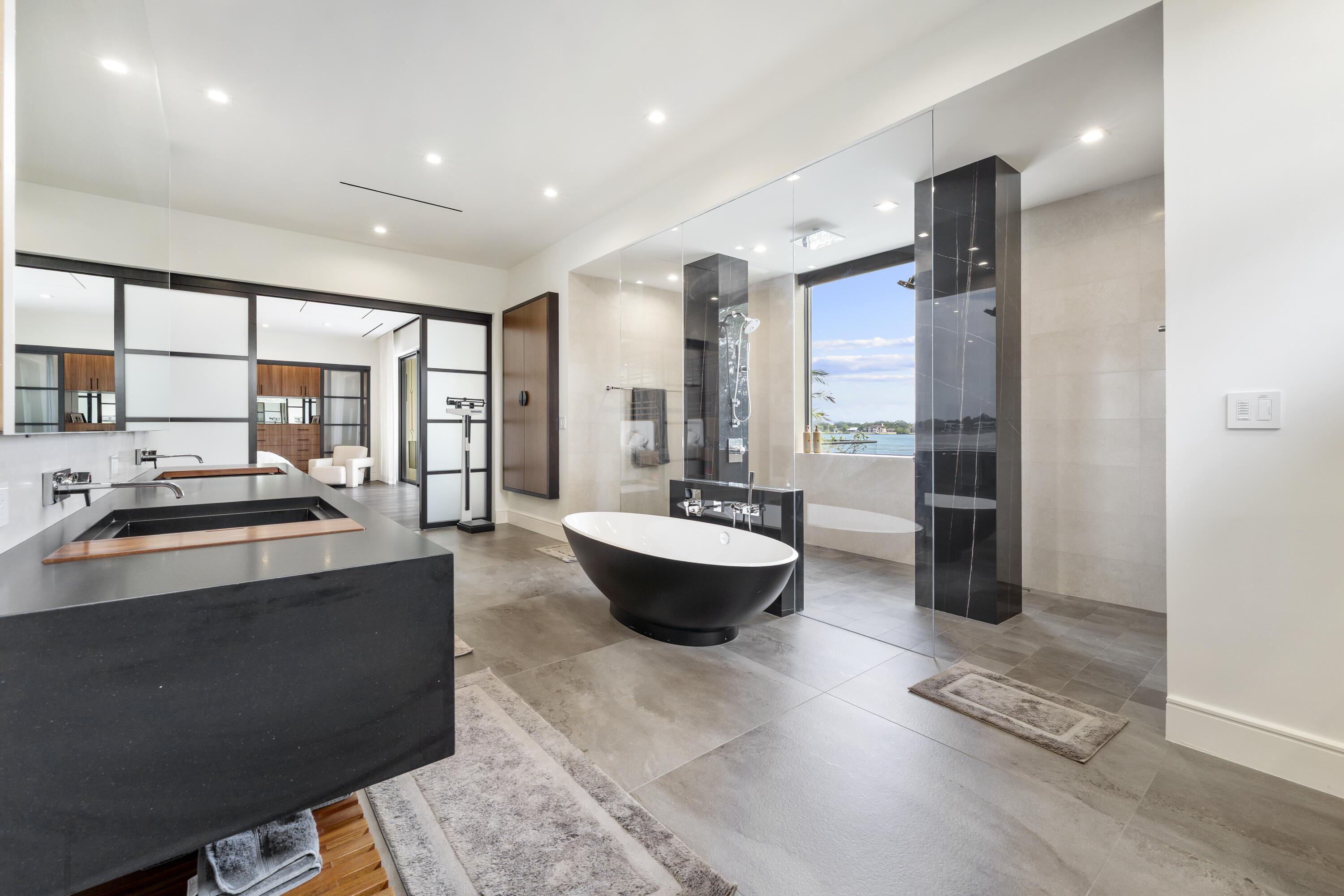 ANCHORAGE POINT - Residential