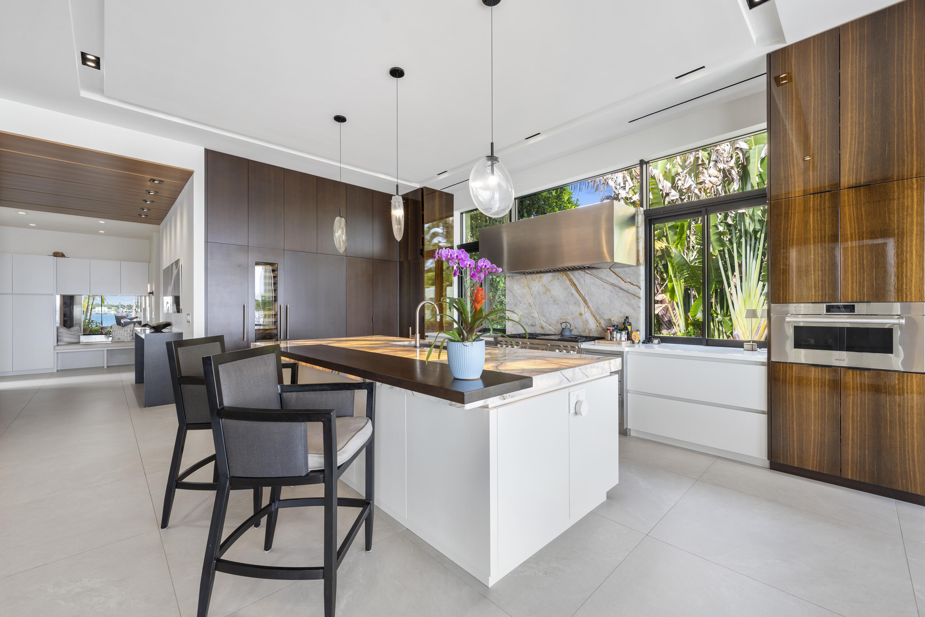 ANCHORAGE POINT - Residential