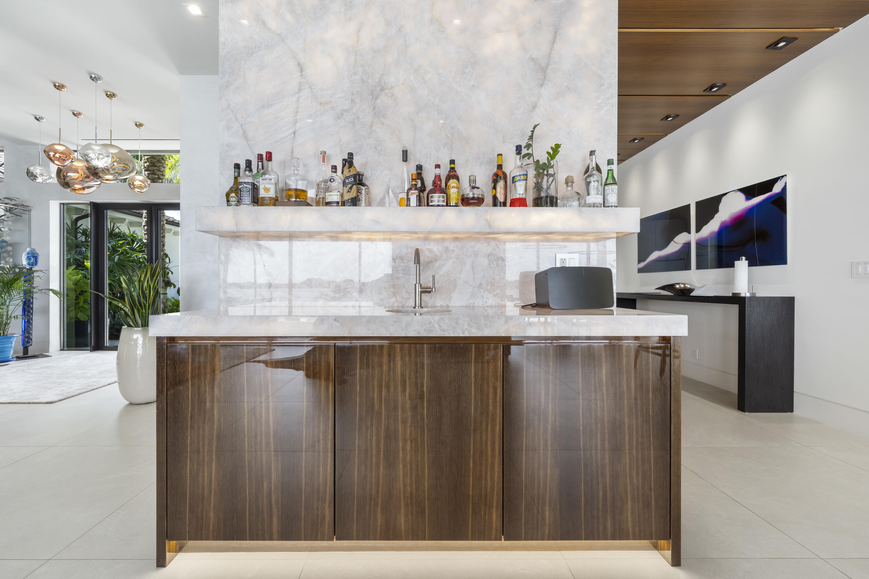 ANCHORAGE POINT - Residential