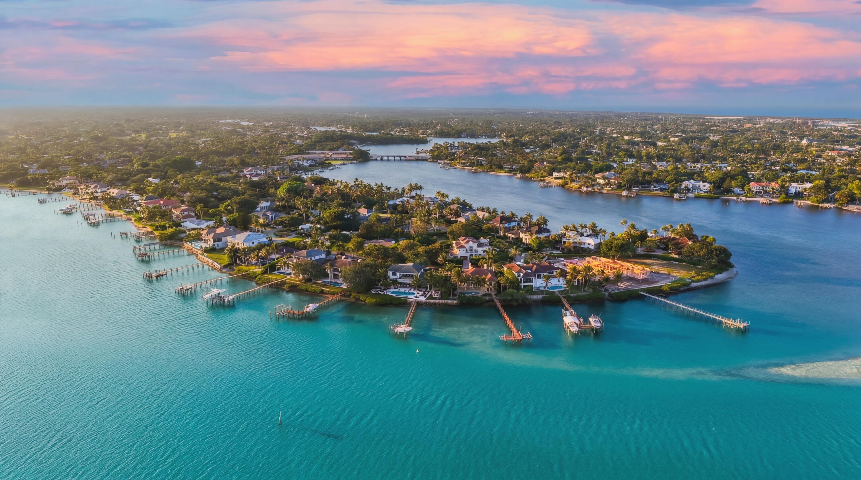 ANCHORAGE POINT - Residential