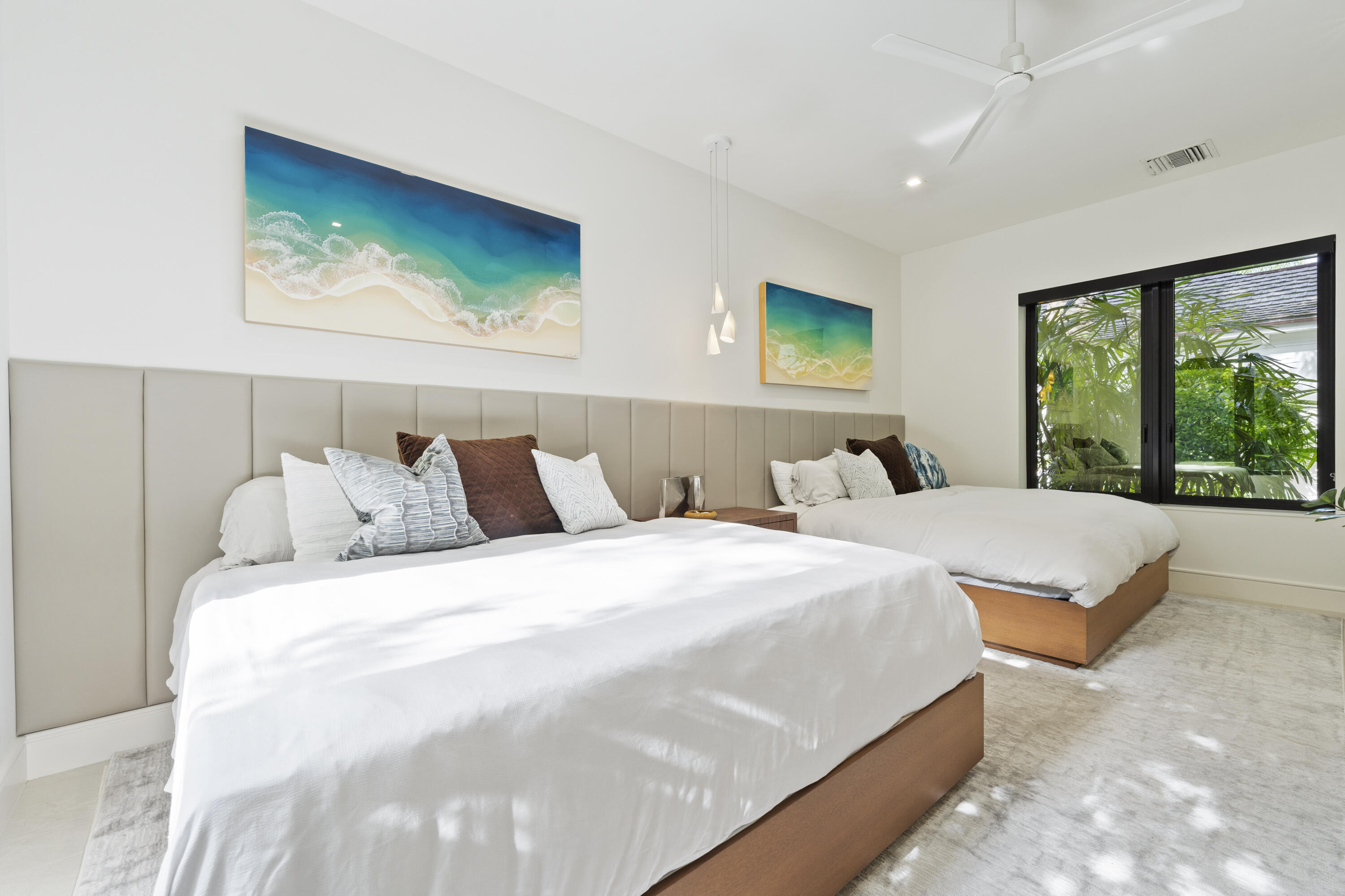 ANCHORAGE POINT - Residential