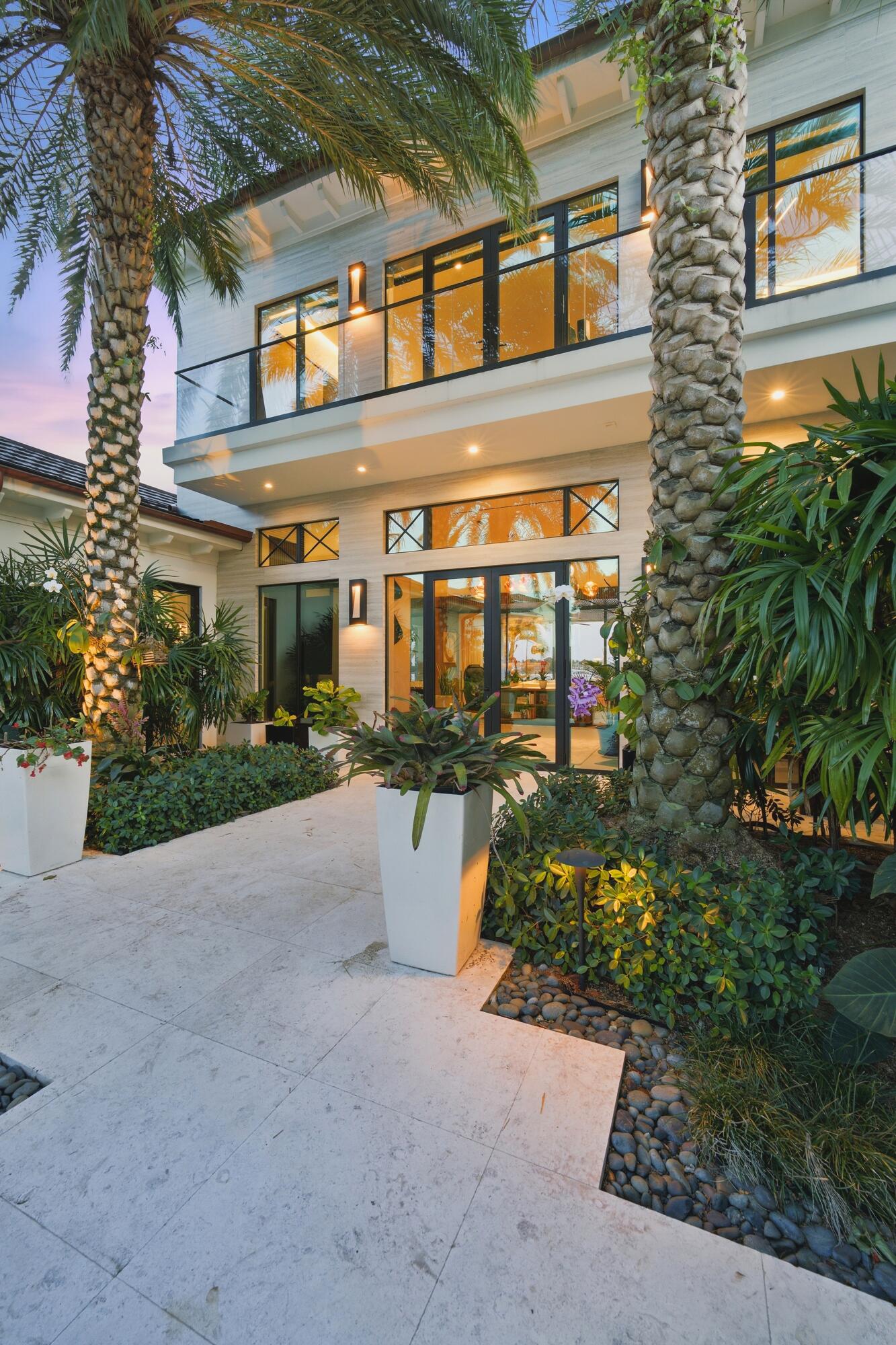 ANCHORAGE POINT - Residential
