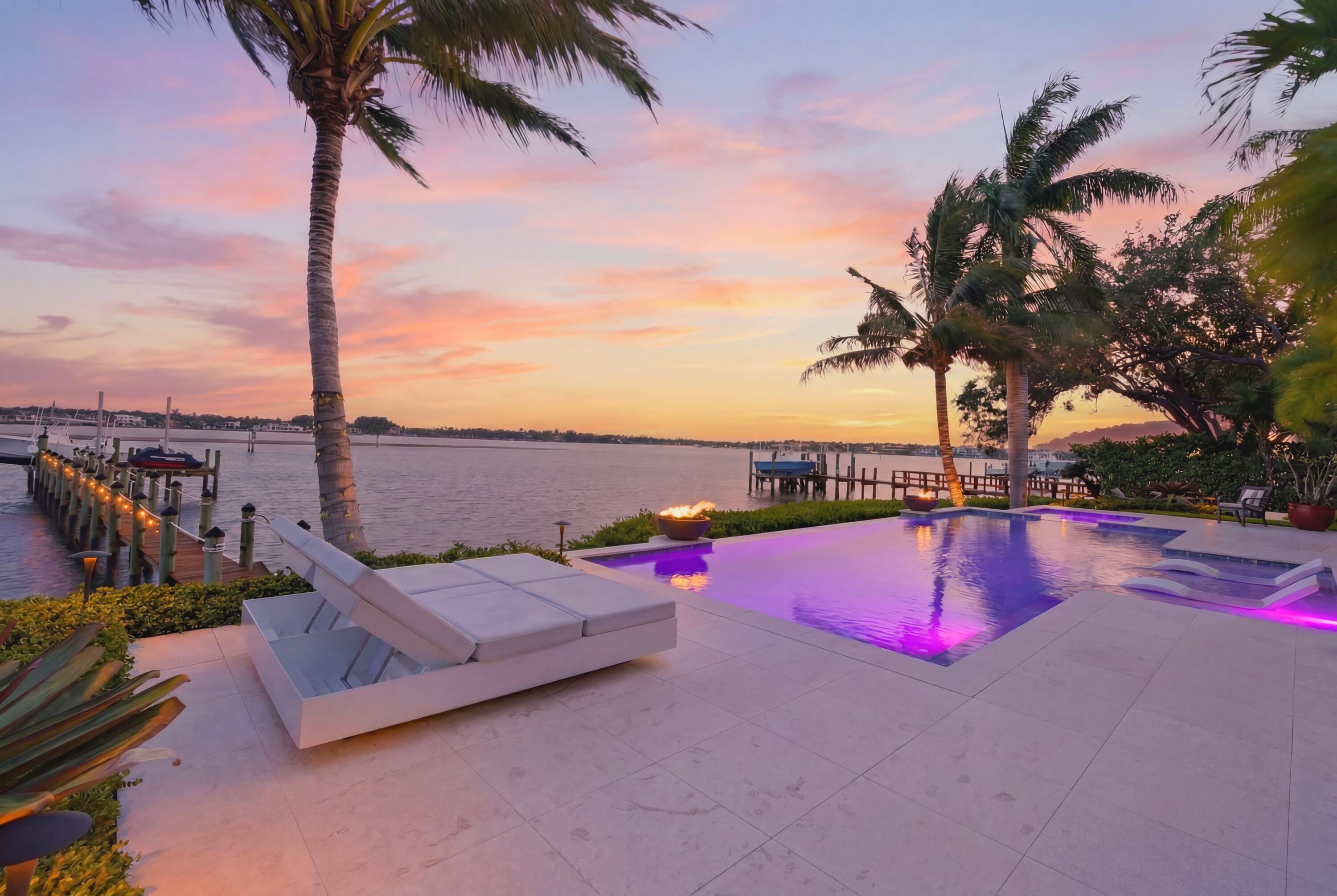 ANCHORAGE POINT - Residential