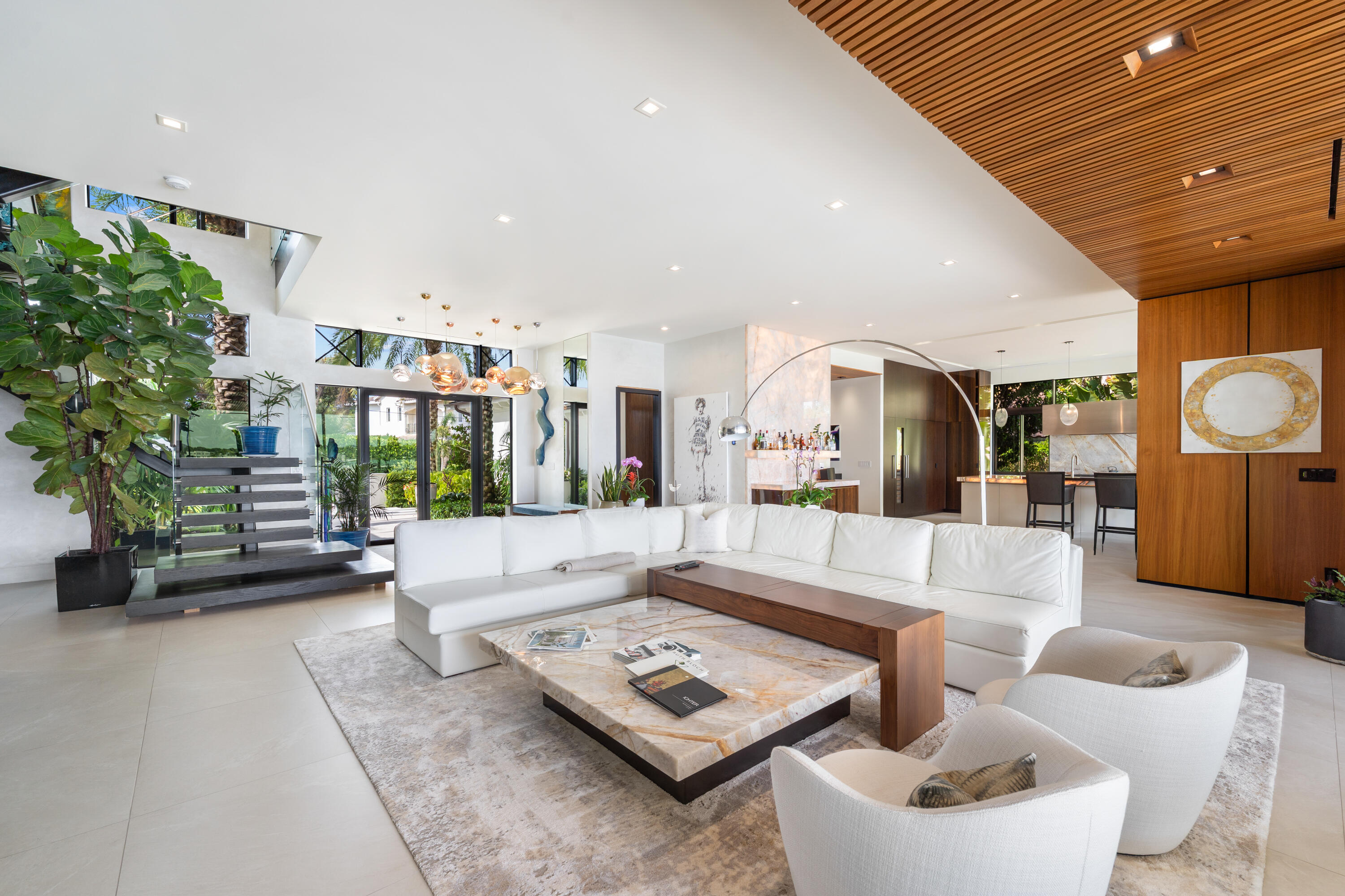 ANCHORAGE POINT - Residential