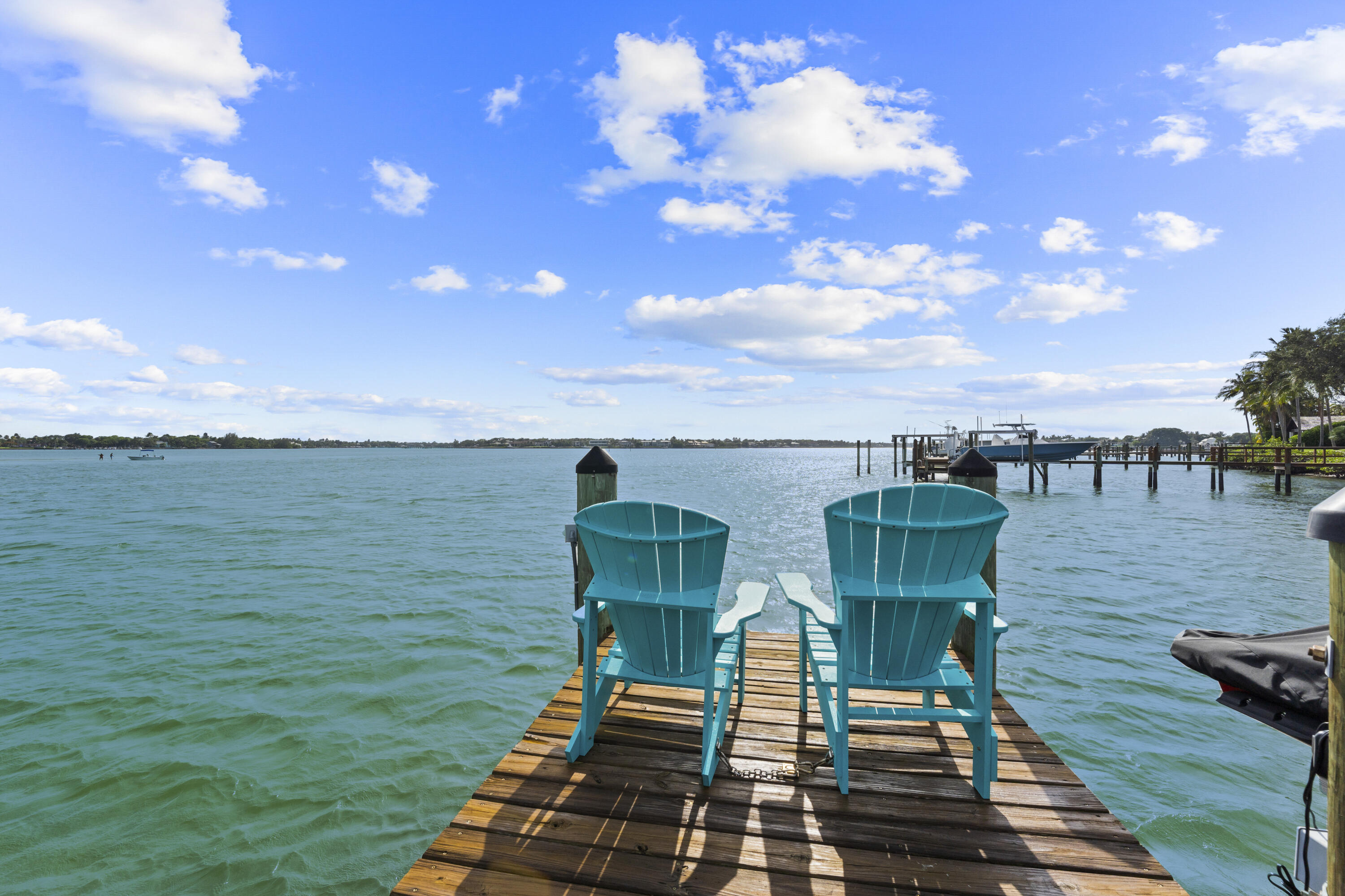 ANCHORAGE POINT - Residential