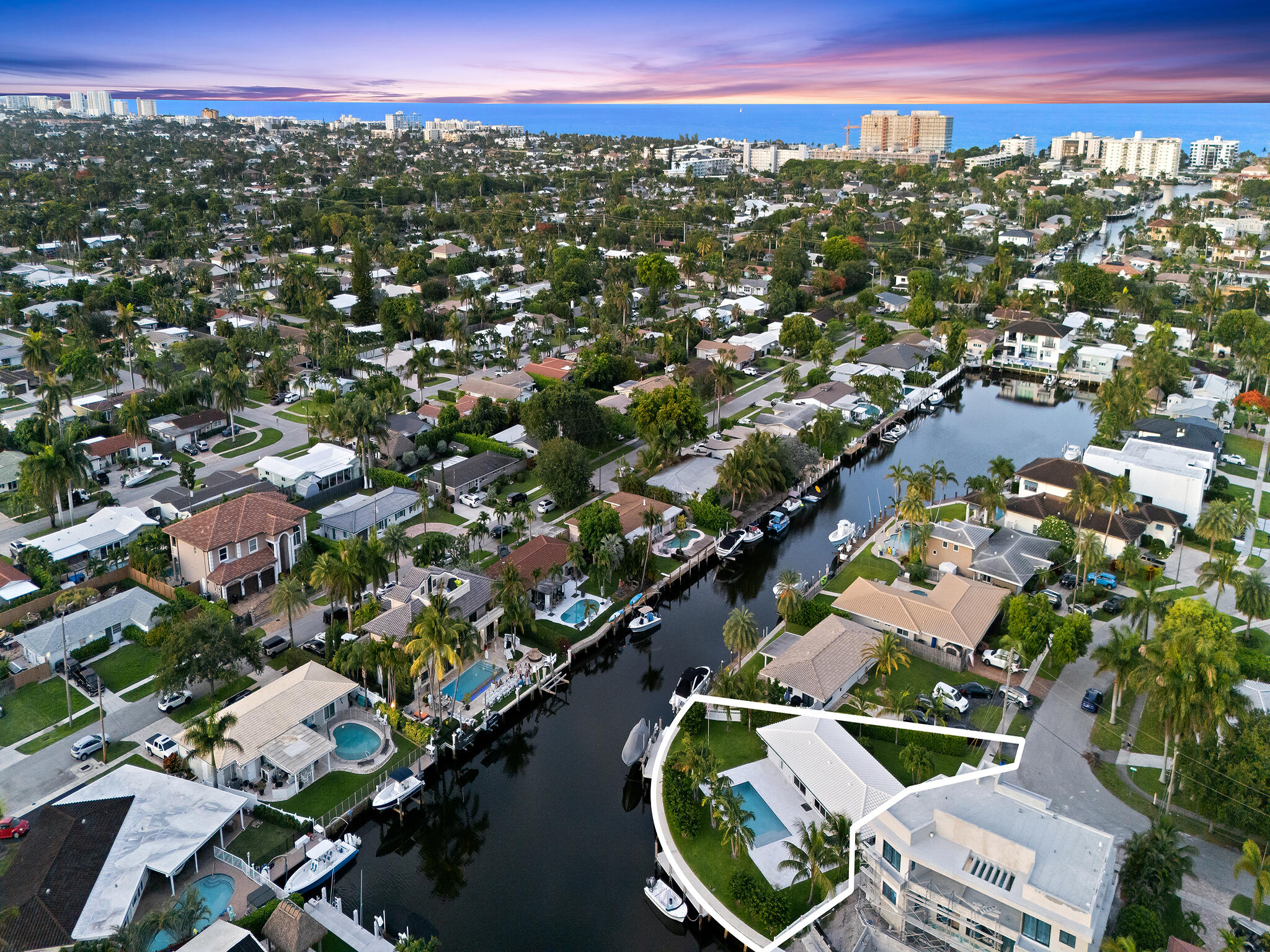 CORAL KEY VILLAS 2ND SEC - Residential
