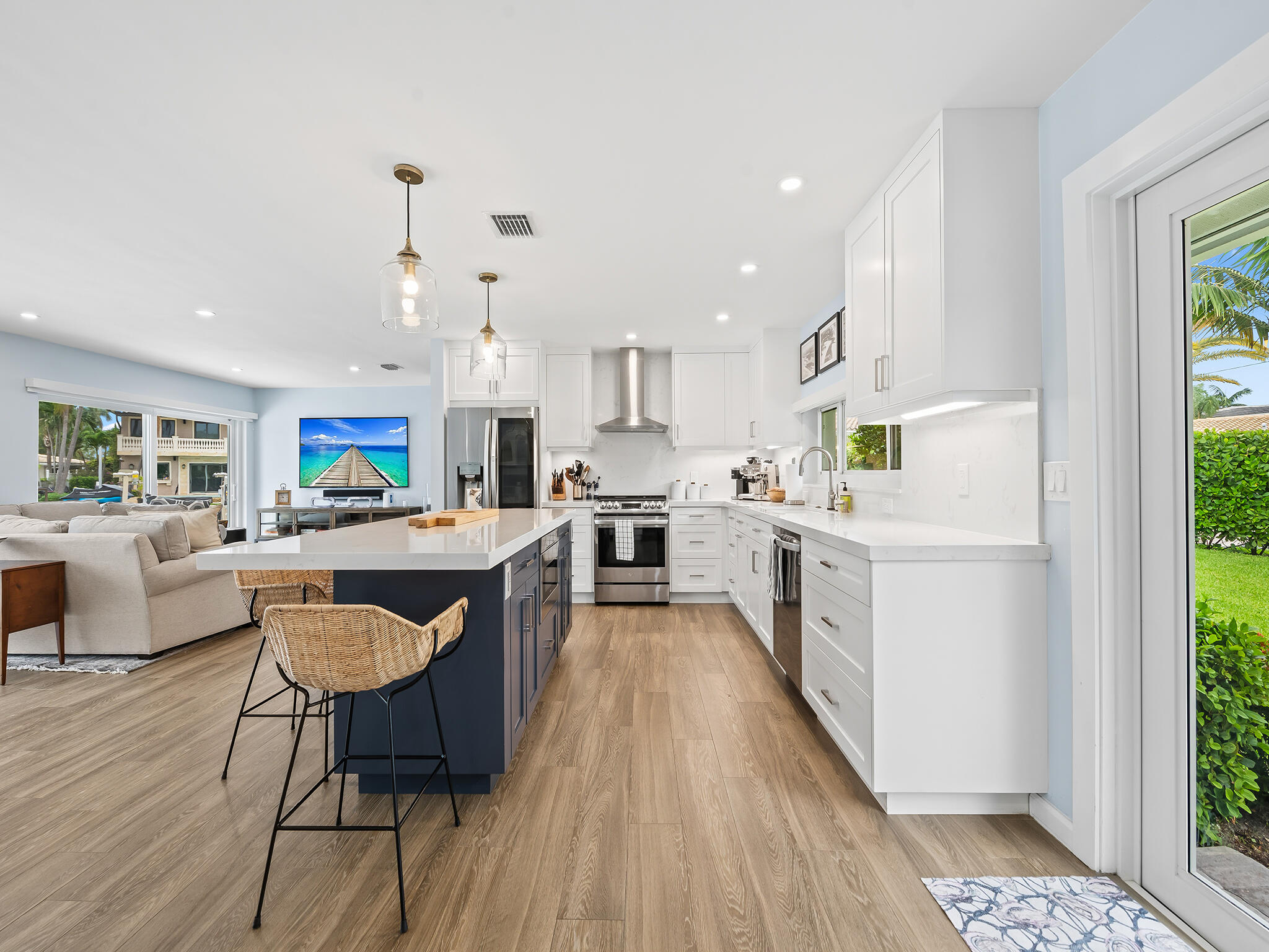 CORAL KEY VILLAS 2ND SEC - Residential