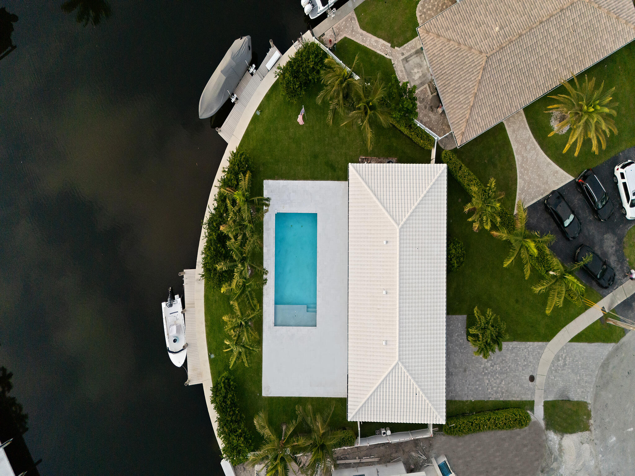 CORAL KEY VILLAS 2ND SEC - Residential