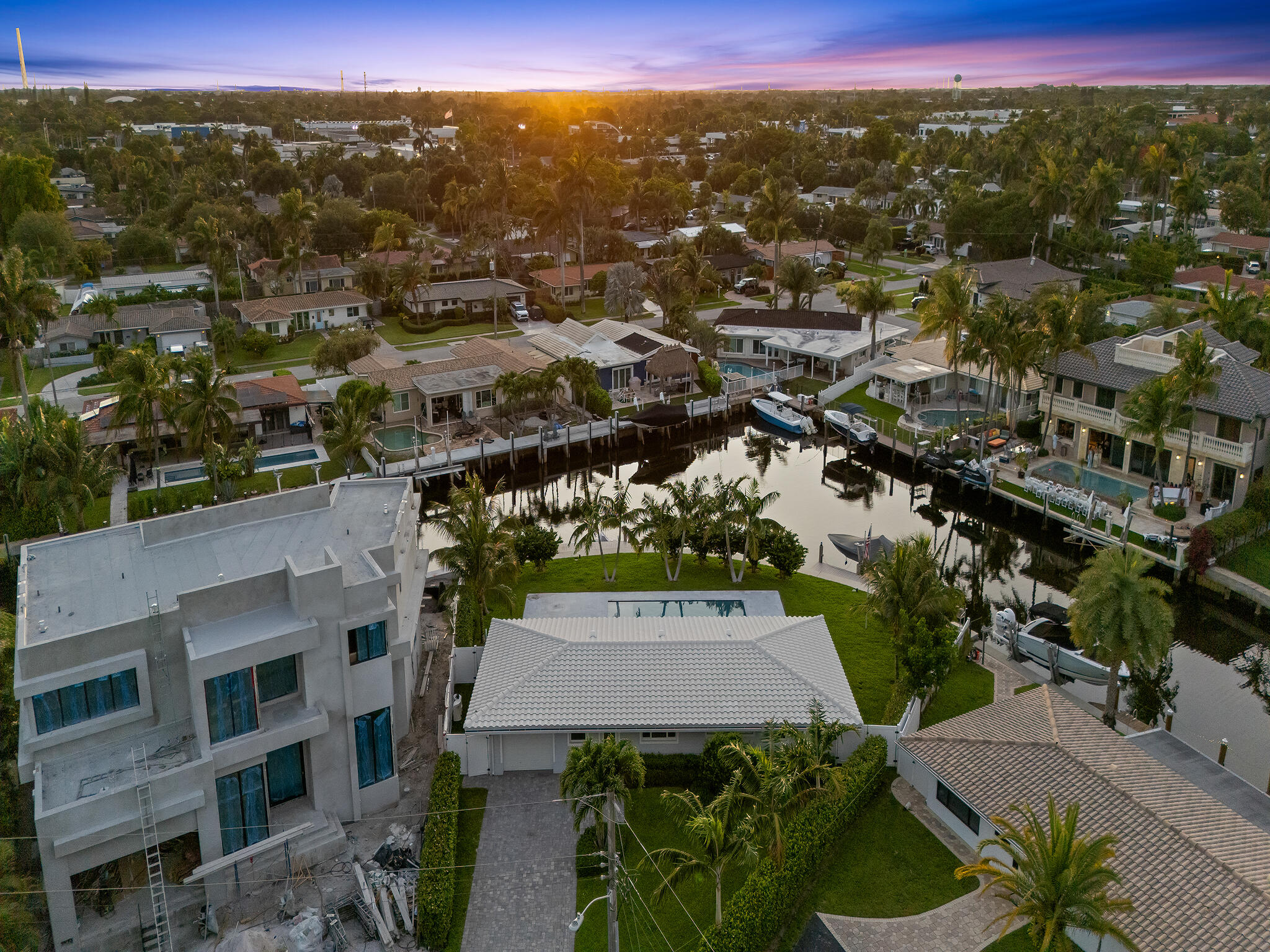 CORAL KEY VILLAS 2ND SEC - Residential