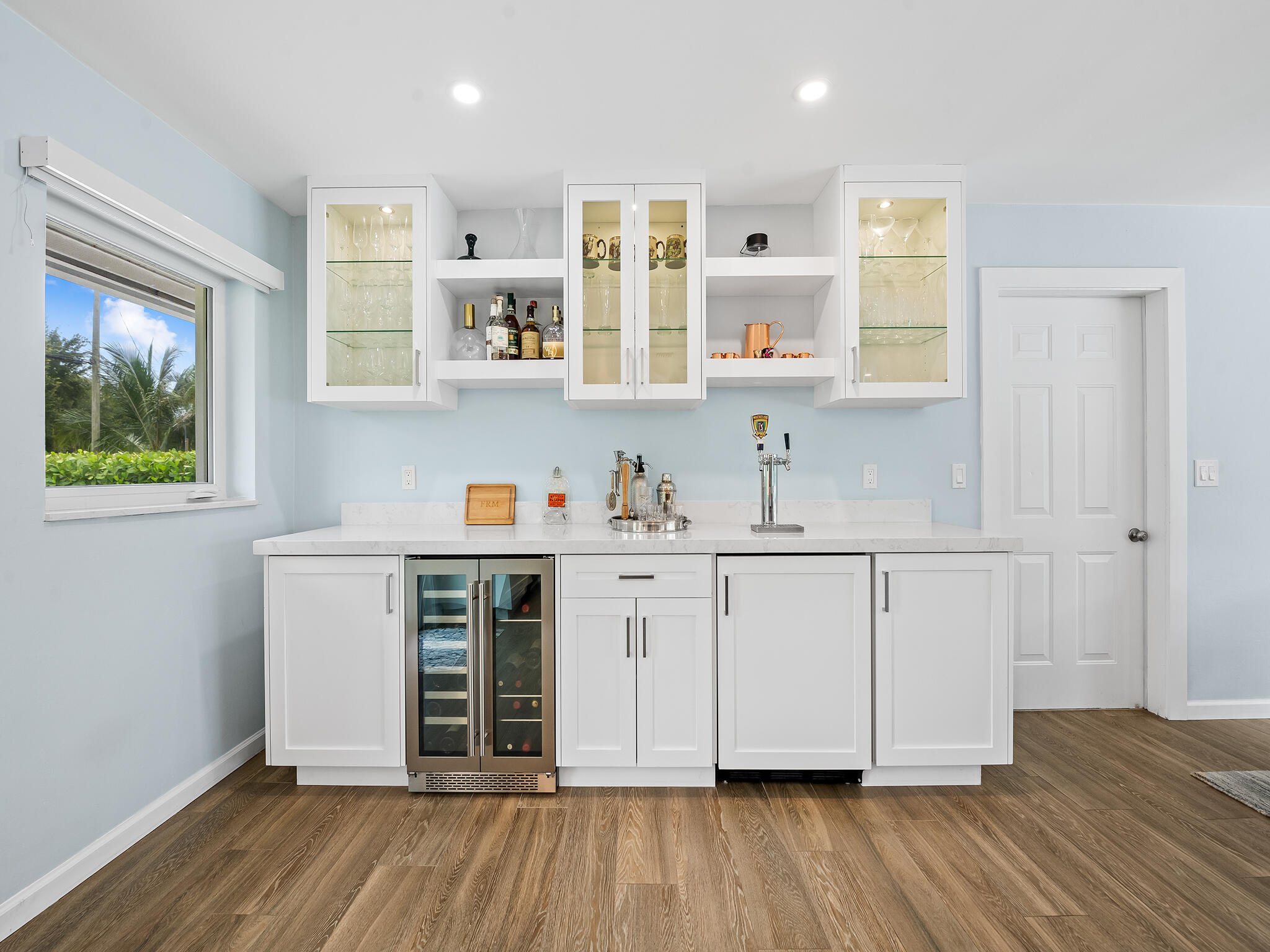 CORAL KEY VILLAS 2ND SEC - Residential